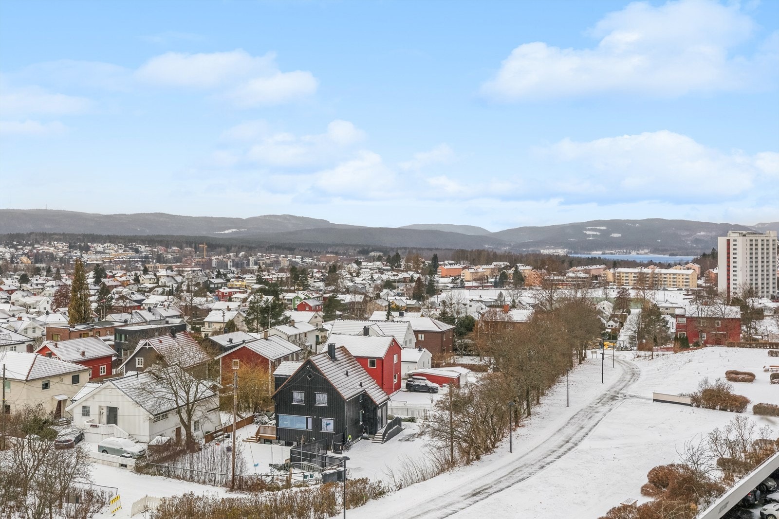 Her kan solfylte sommerdager sammen med en fantastisk utsikt nytes til det fulle! Galleribilde