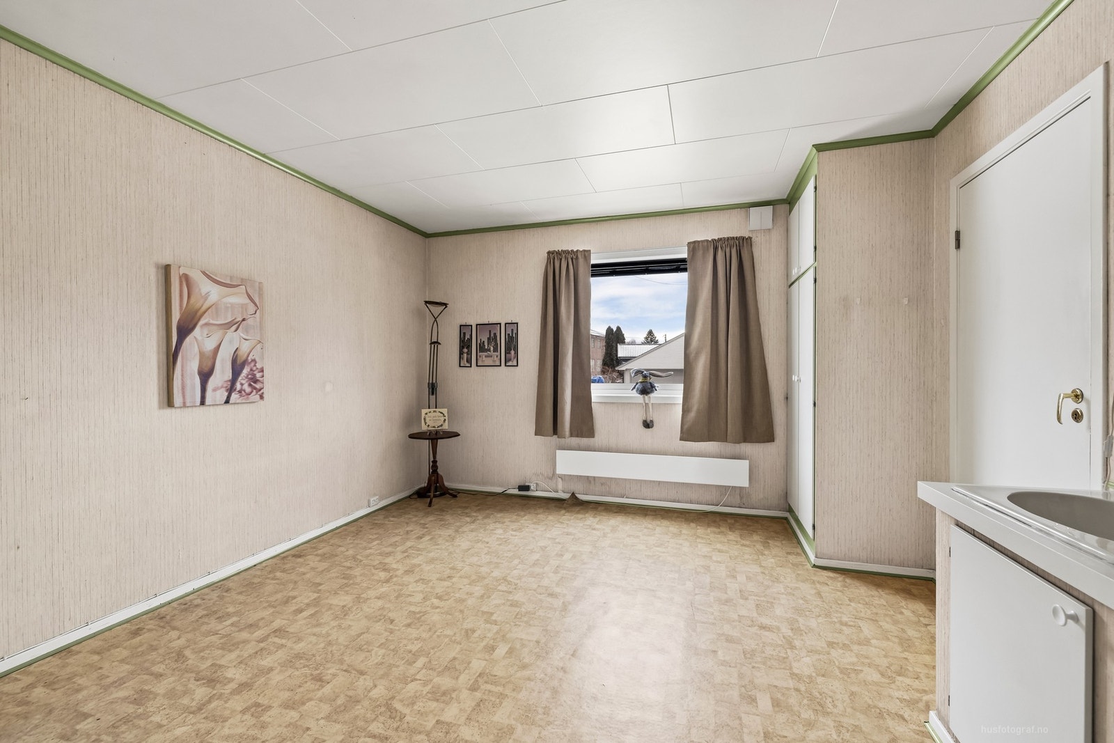 Hovedsoverommet har innbygde garderobeskap. Galleribilde