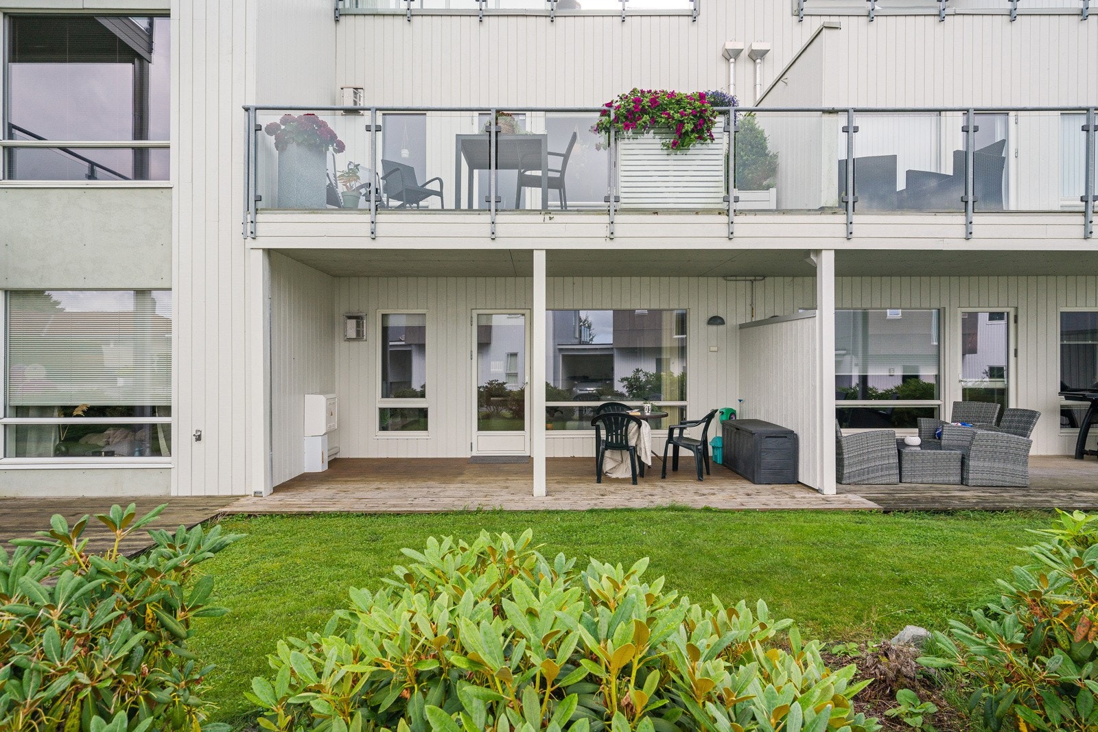 Nærmeste dagligvare butikk ligger bare ett minutts gange unna. Galleribilde