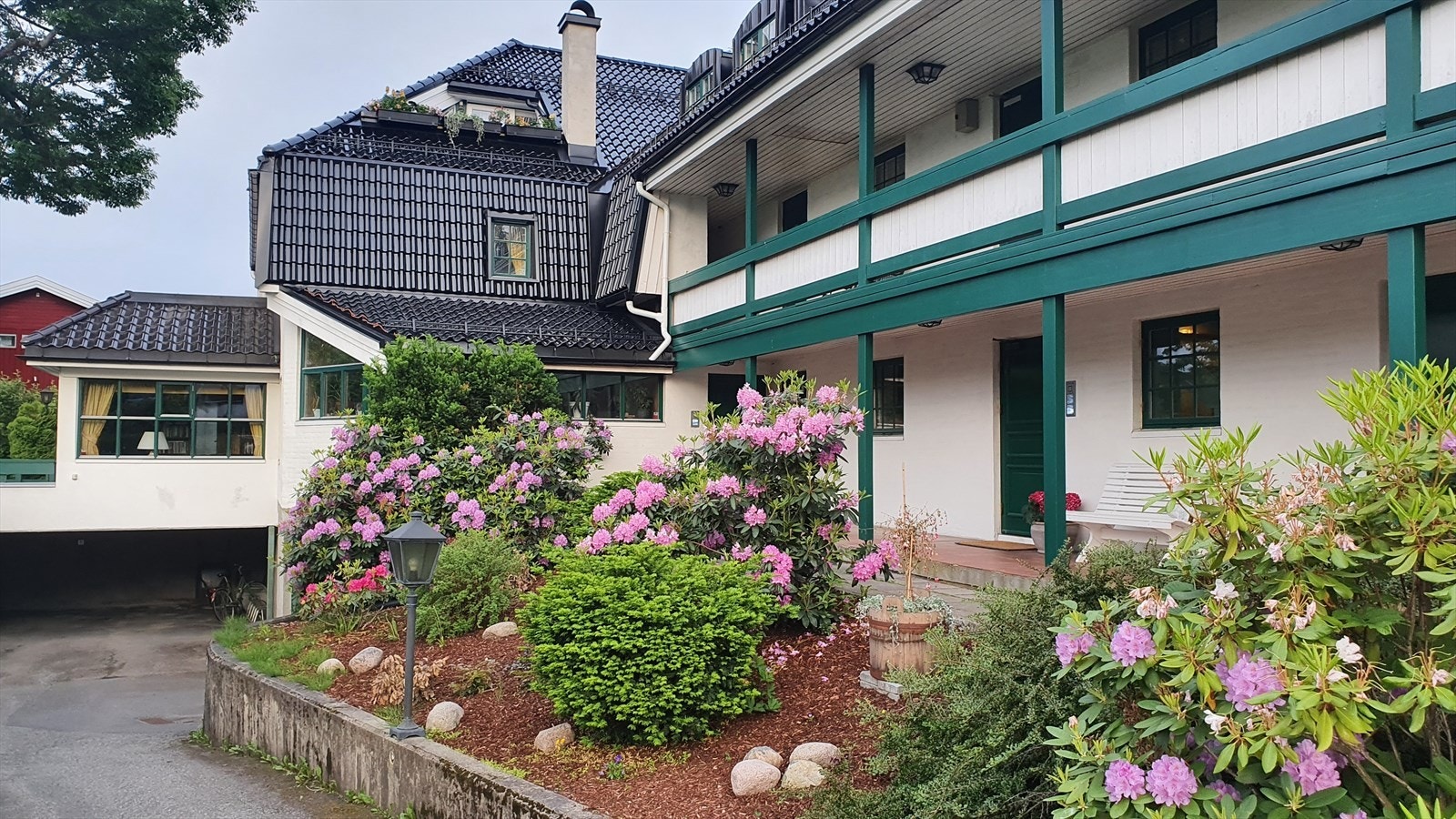 Pent opparbeidet ved inngangspartiet. Galleribilde