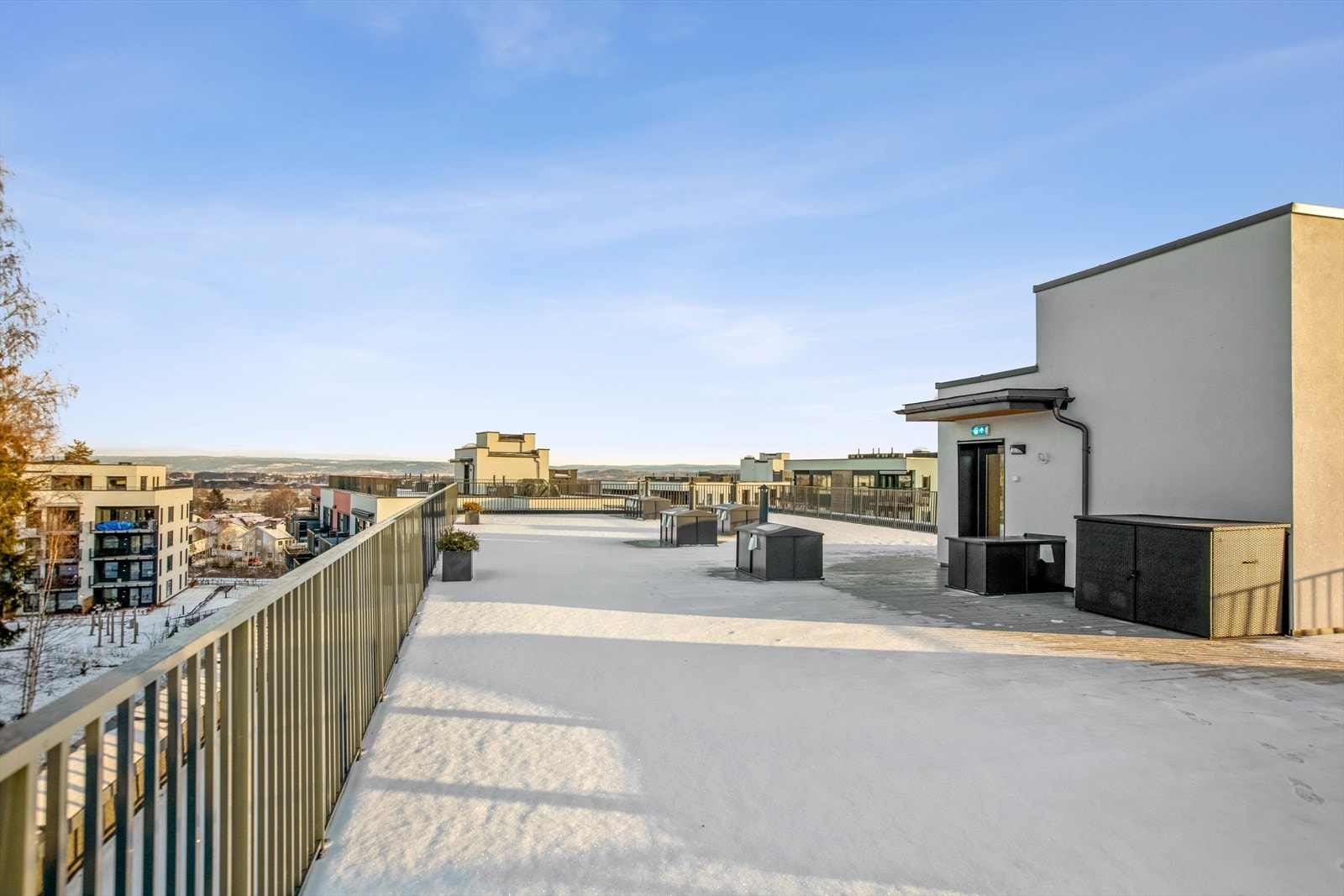 Stor, felles takterrasse som beboerne har mulighet for å benytte. Galleribilde