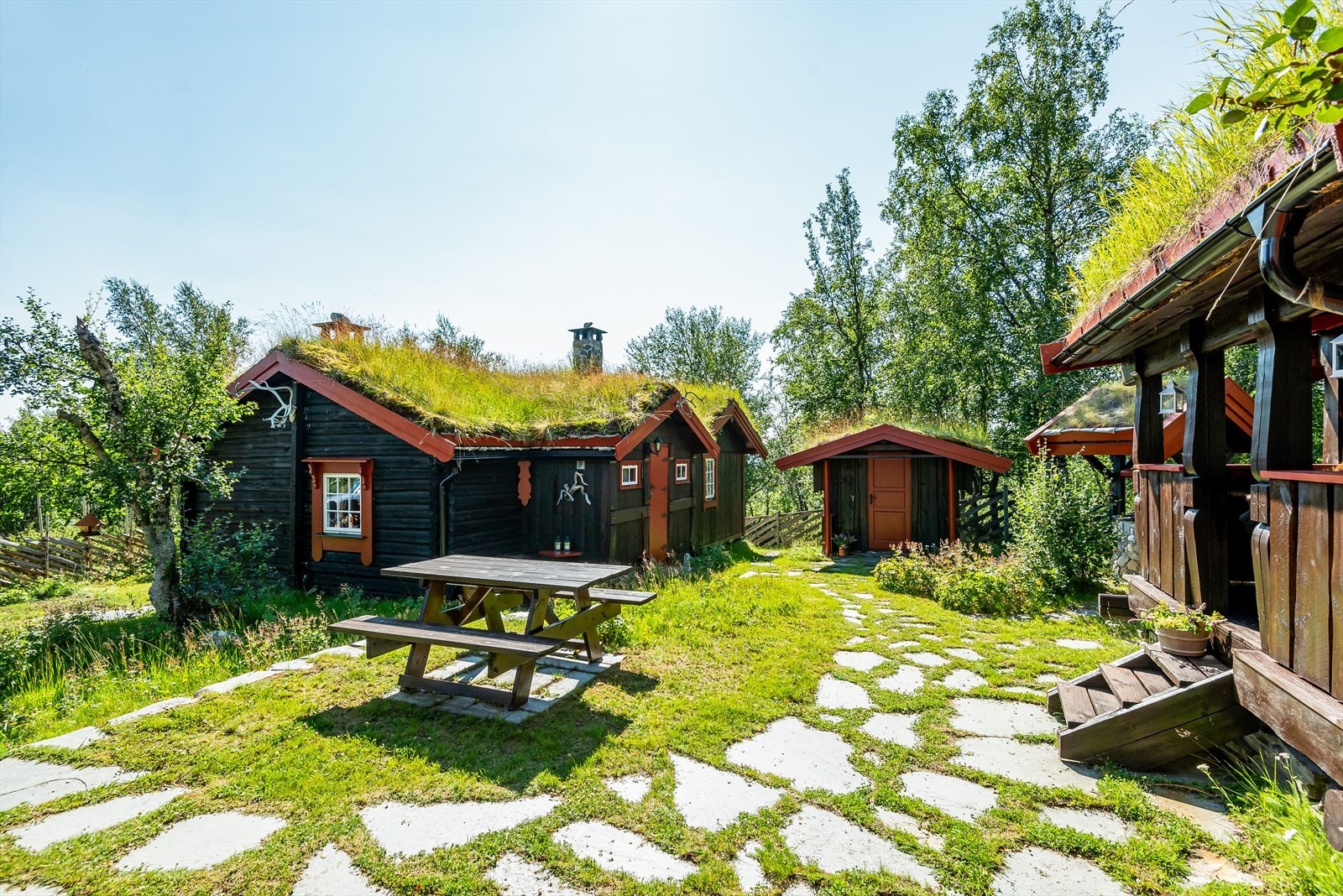 Velkommen inn på tunet. Galleribilde