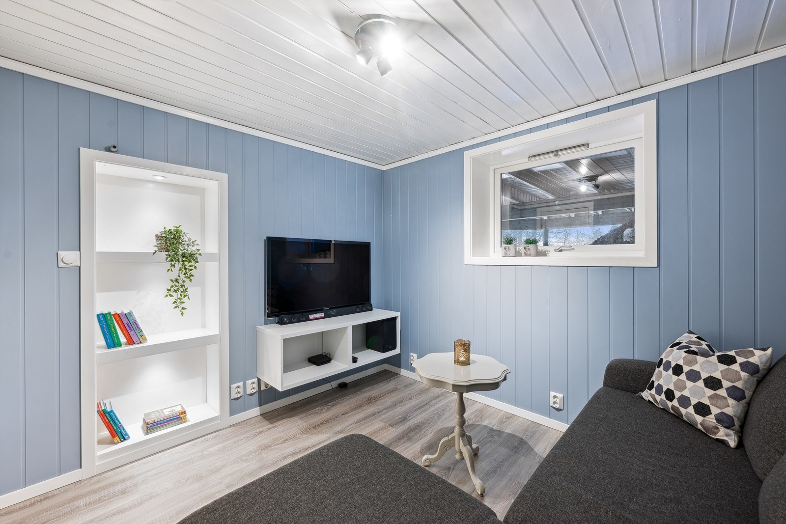 Soverom/kjellerstue Galleribilde