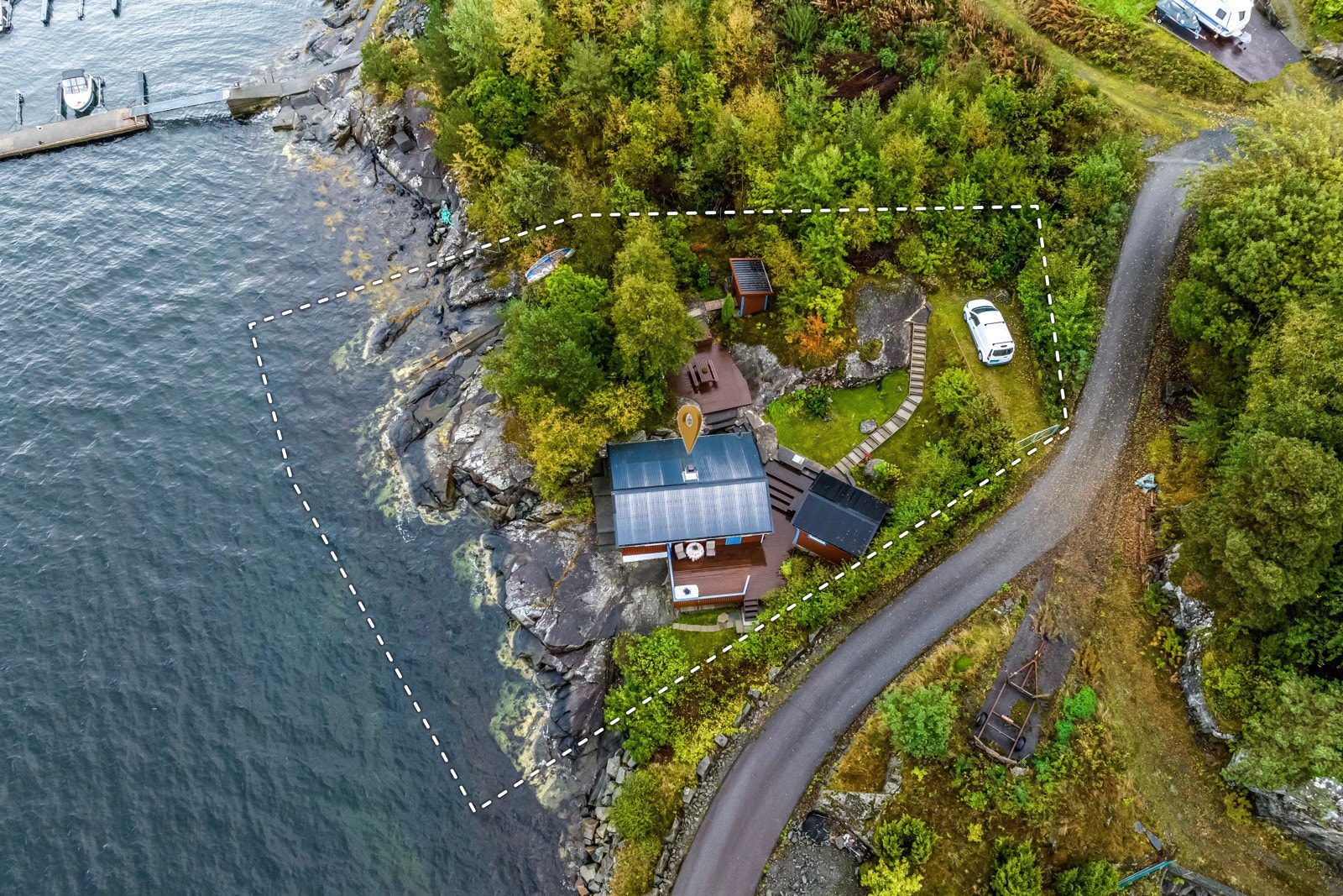 Unik, vestvendt beliggenhet tett på Skånevikfjorden Galleribilde