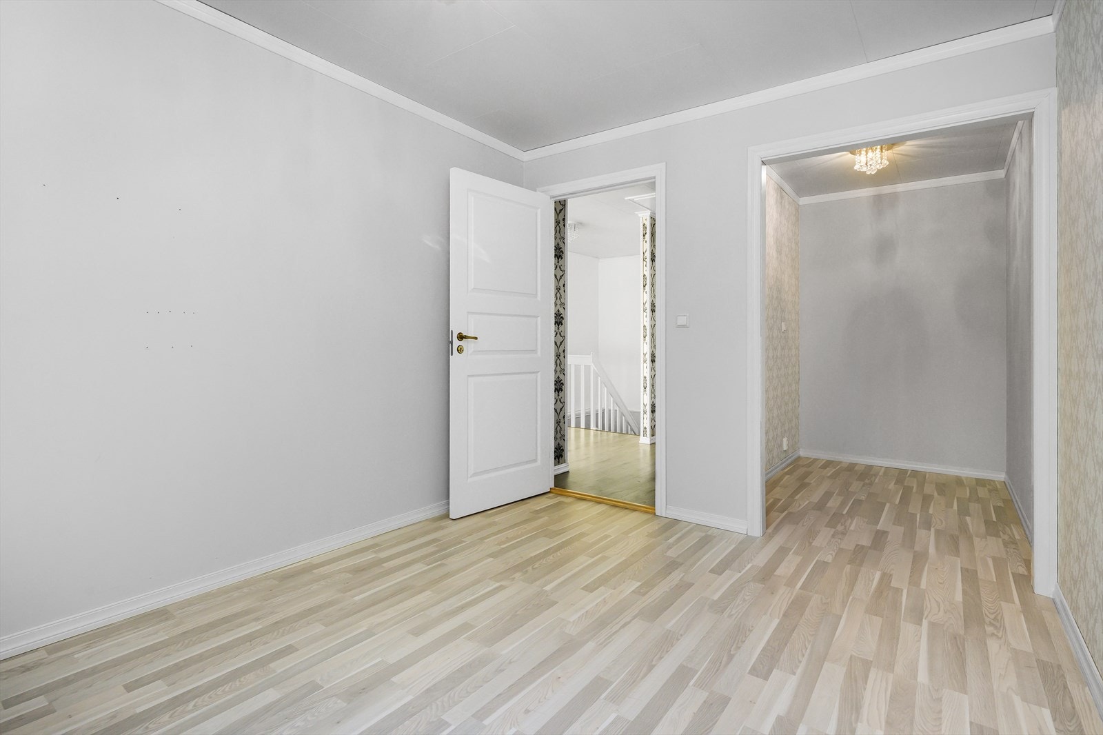 Hovedsoverommet byr også på eget "walk-in". Galleribilde