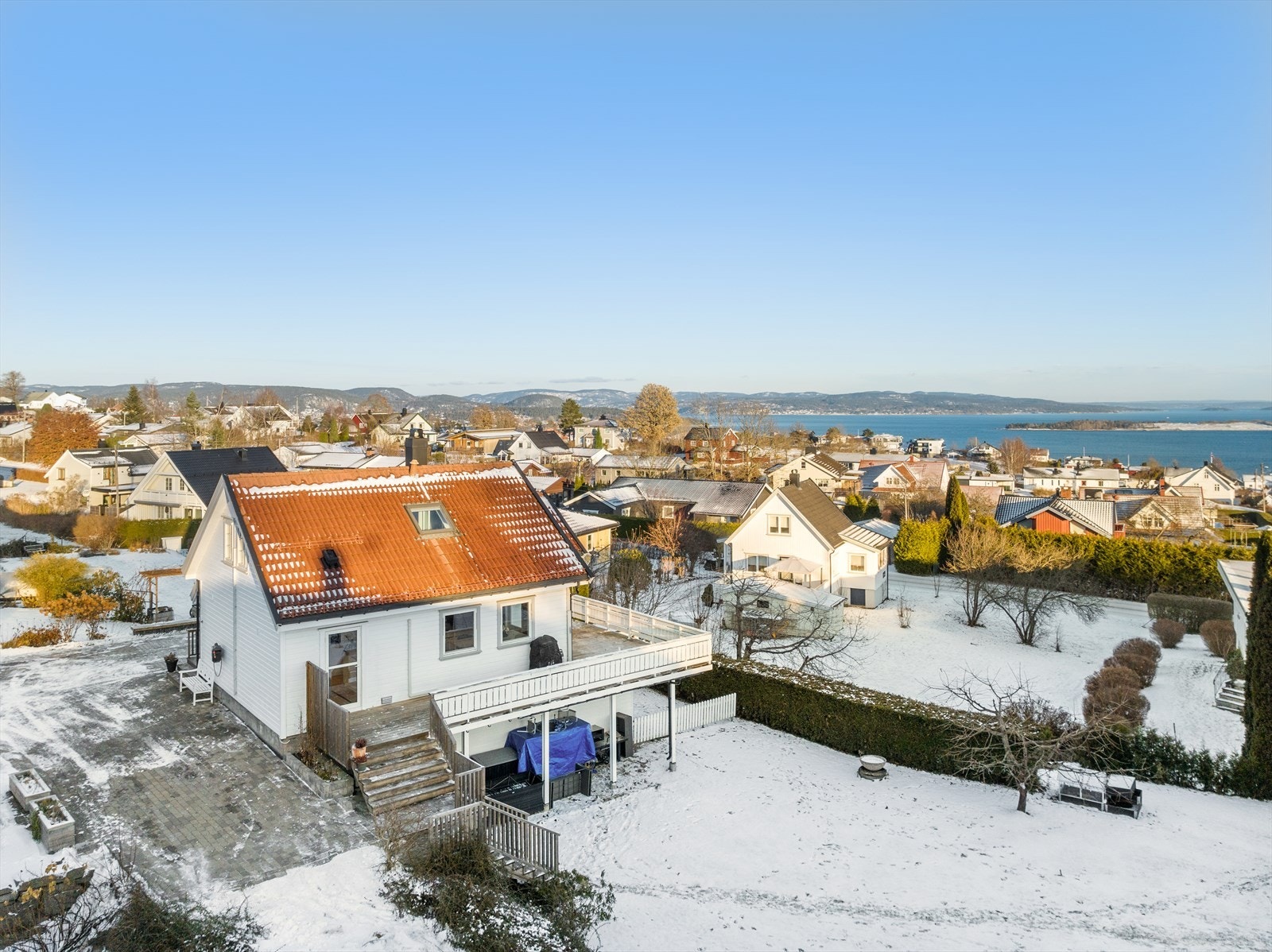 Stor og barnevennlig tomt Galleribilde