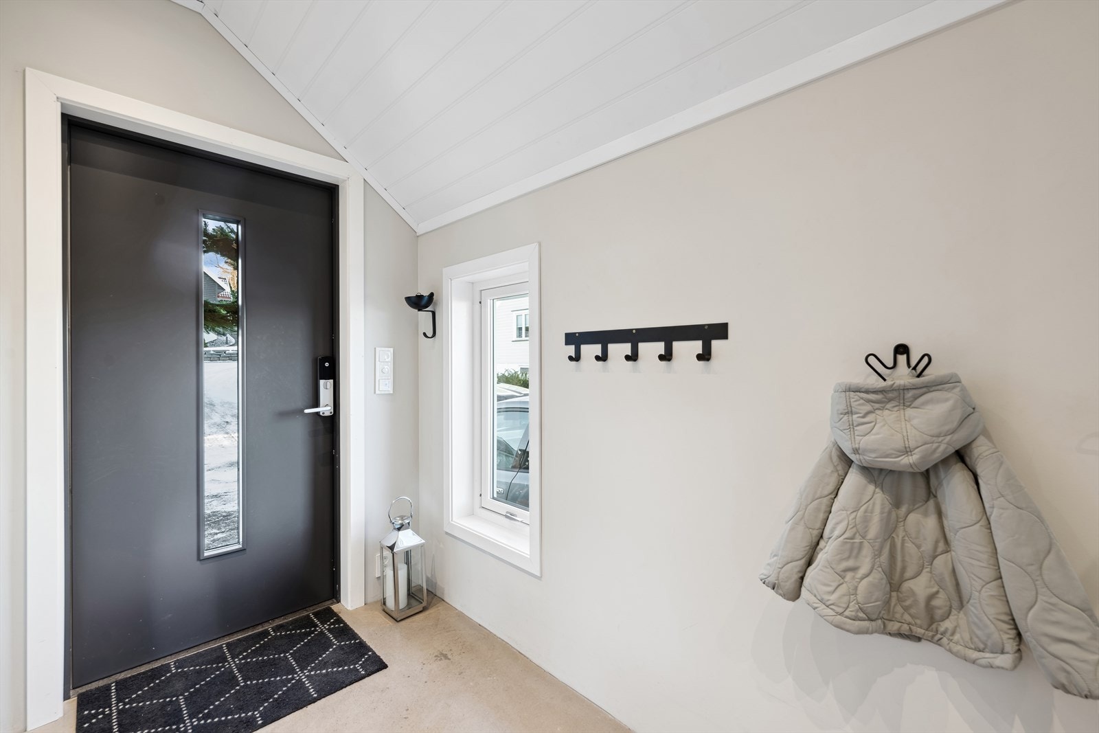 Vindfang med Weber designgulv med varmekabler. Galleribilde