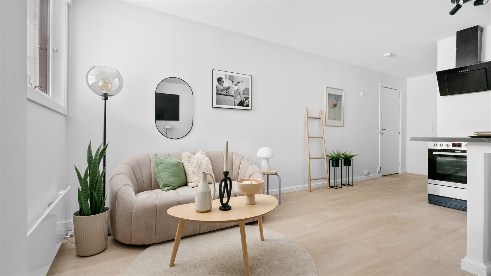 Barry Khalidi v/Nordvik Bjørvika ønsker deg velkommen til visning av flotte Lindebergåsen 9A! Galleribilde