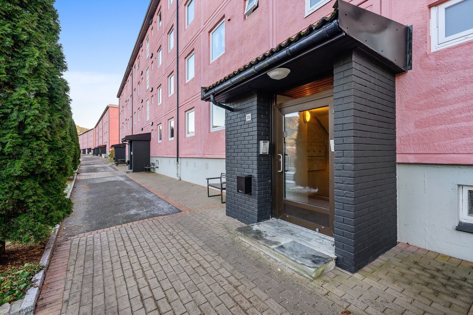 Inngangsparti Galleribilde