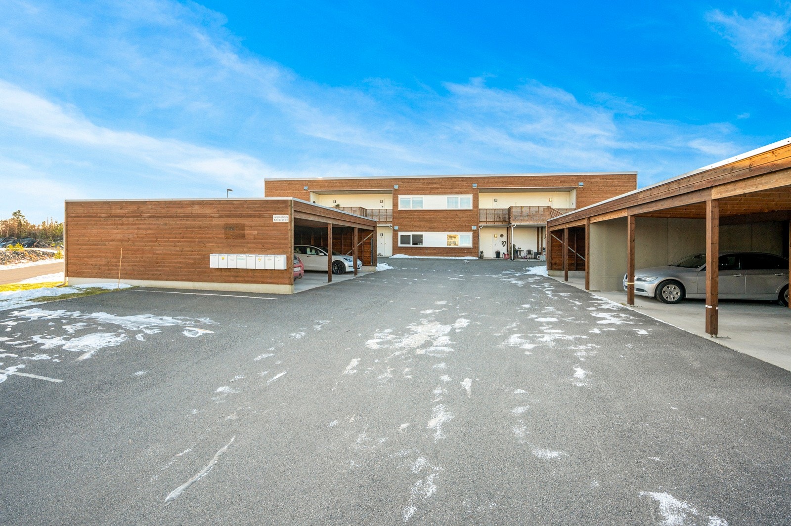 Carport med tilhørende sportsbod på 5 kvm Galleribilde