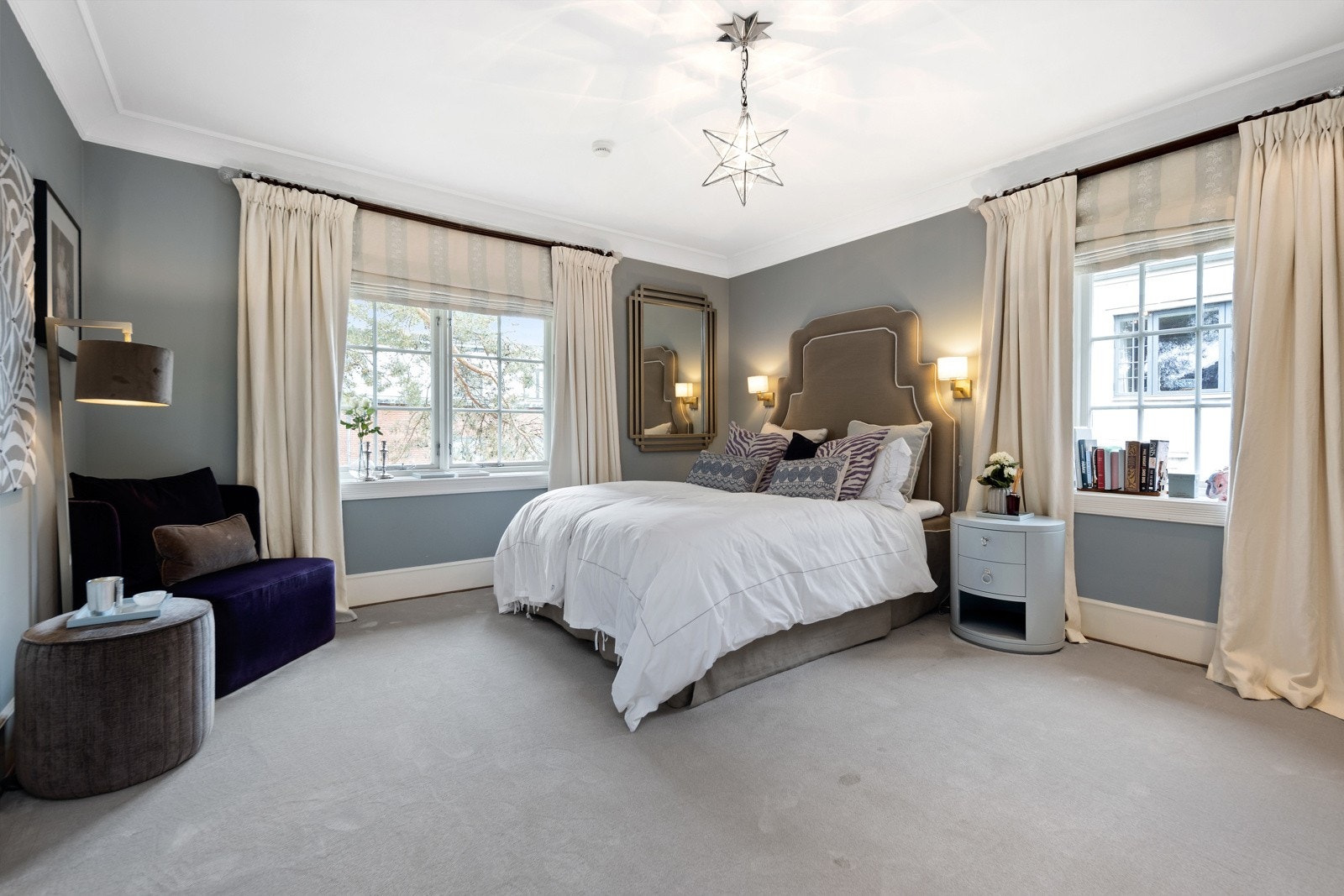 Lysinnslipp fra to sider på soverom 2 Galleribilde