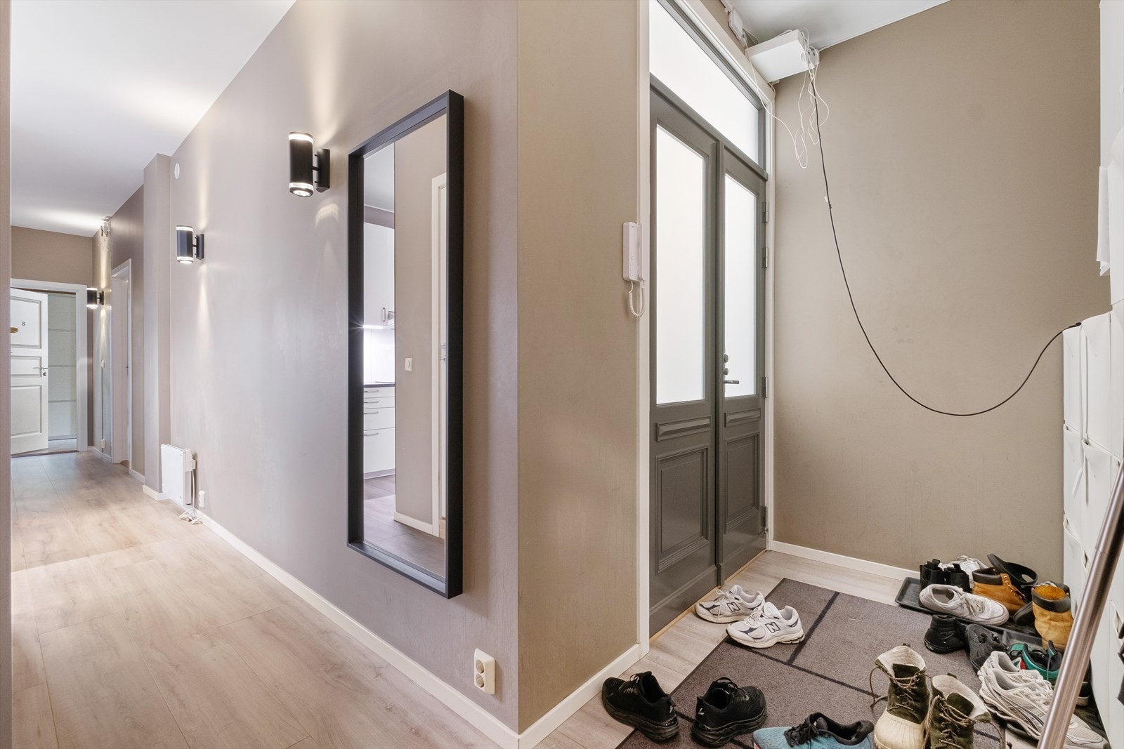 Entré. Galleribilde