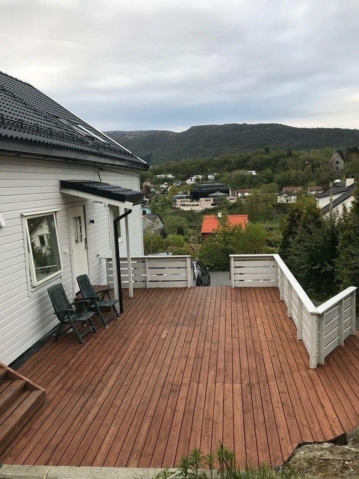 Terrasse tilhørende kollektivet Galleribilde
