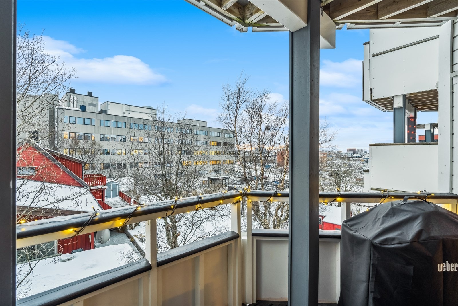 Utsikt fra balkongen Galleribilde