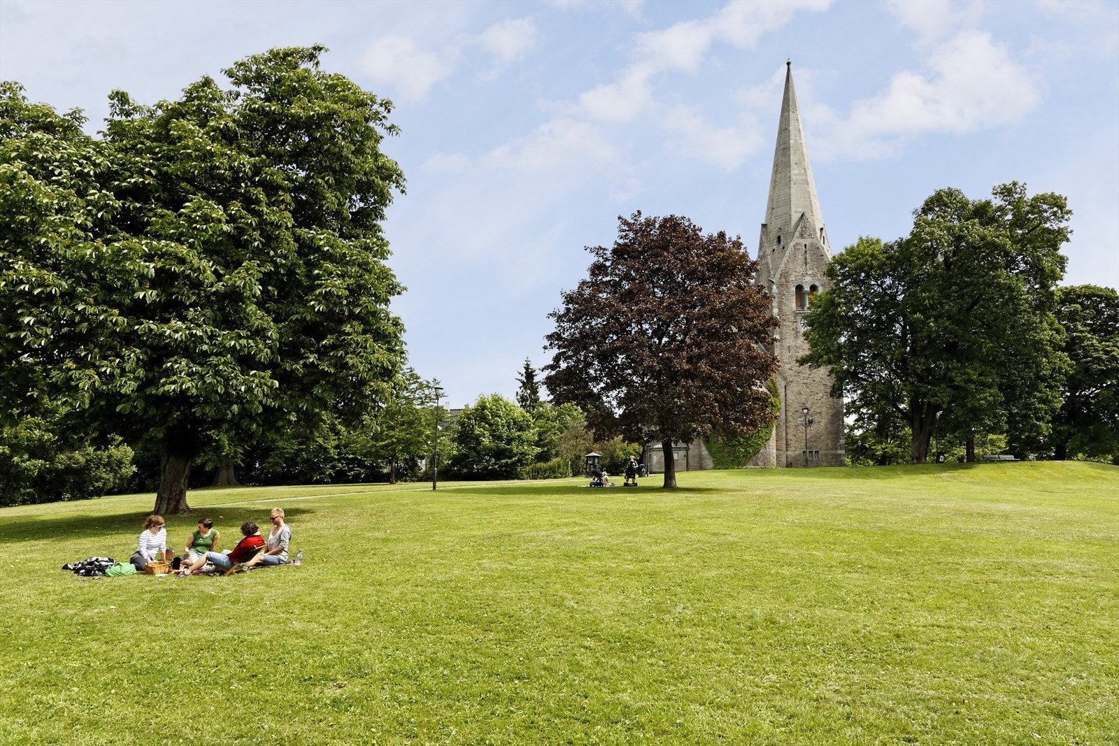 Vålerenga kirke Galleribilde