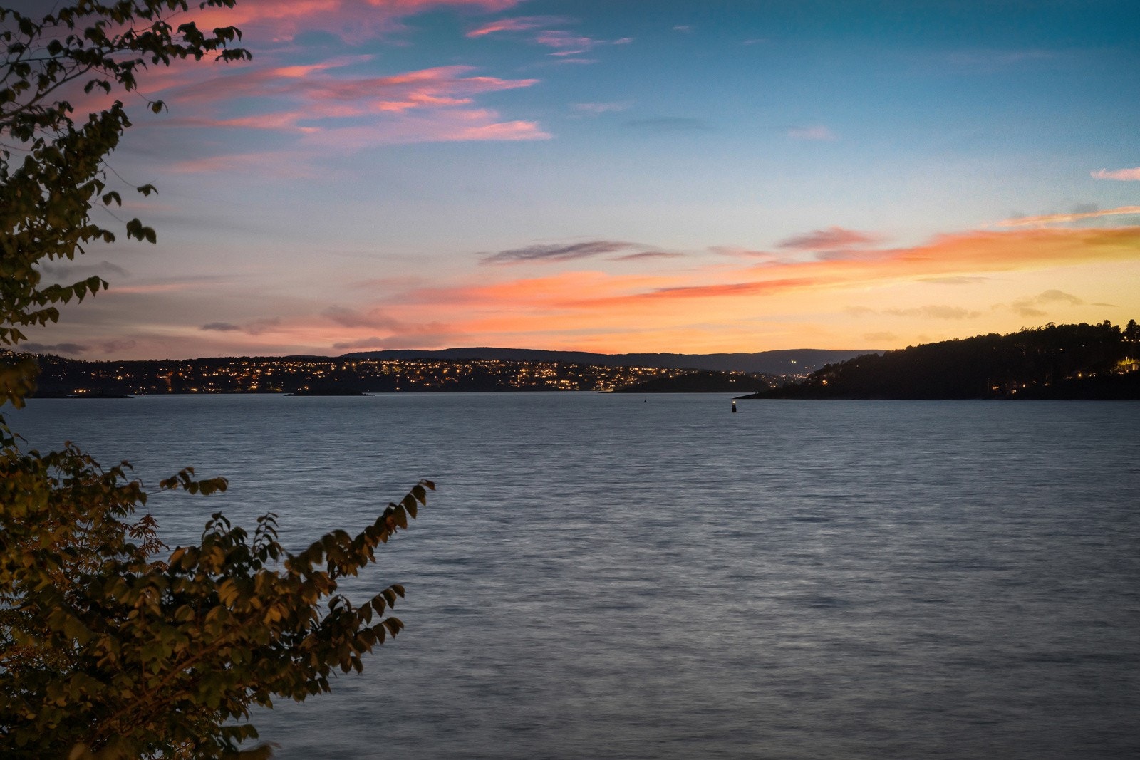 Herlig utsikt og solnedgang fra eiendommen. Galleribilde