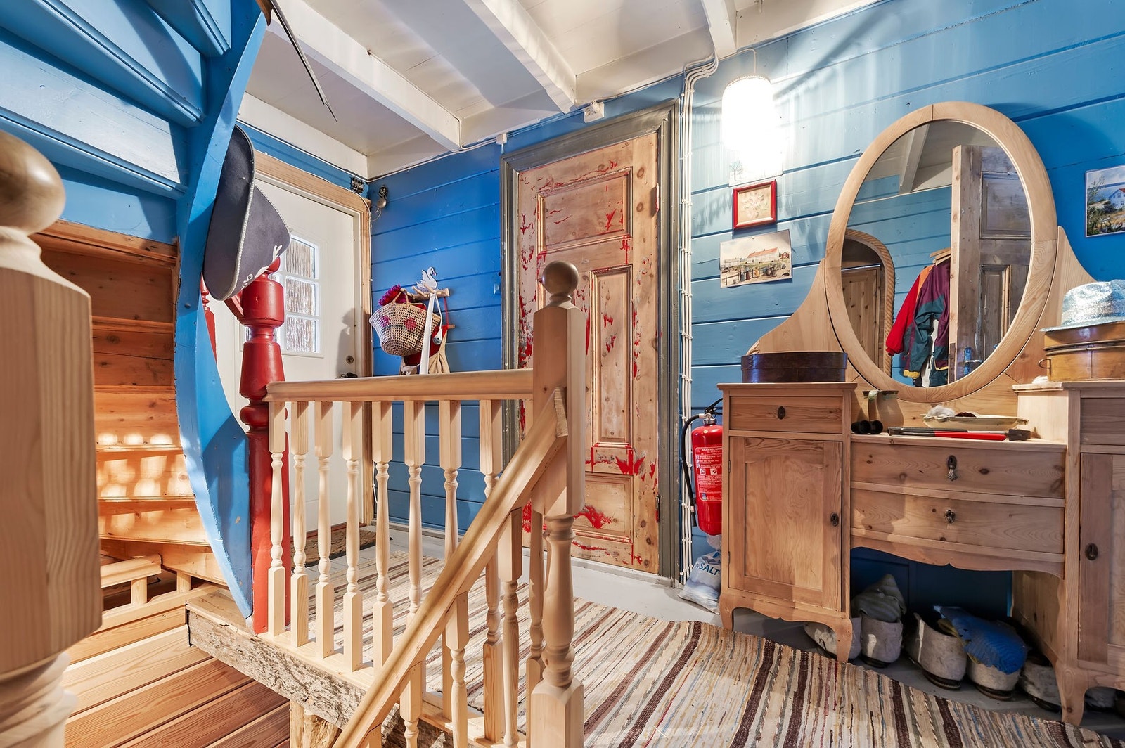 Gang på loft Galleribilde