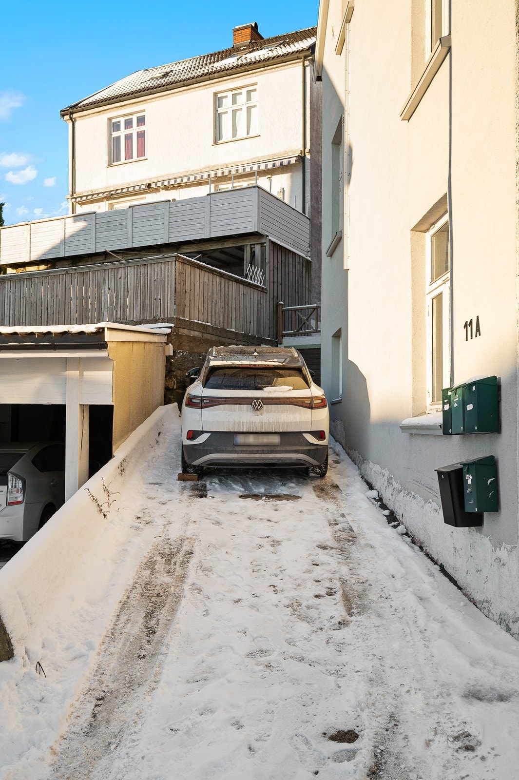 Mot bakgård Galleribilde