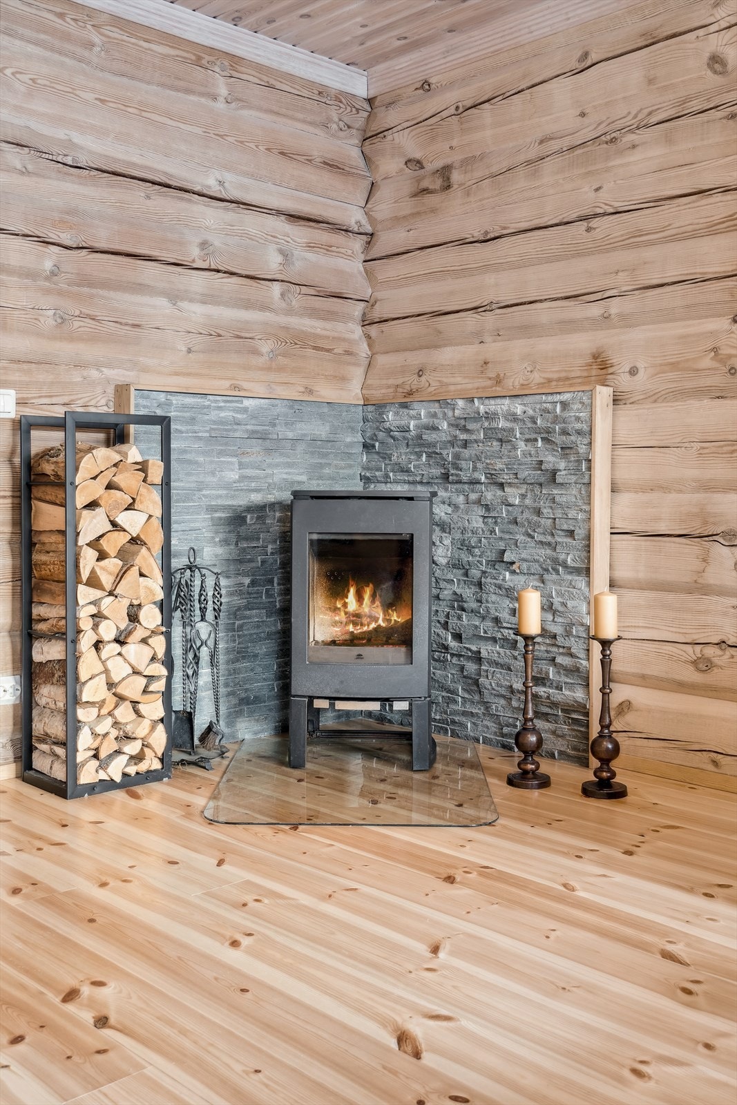 Nyetablert ildsted Galleribilde