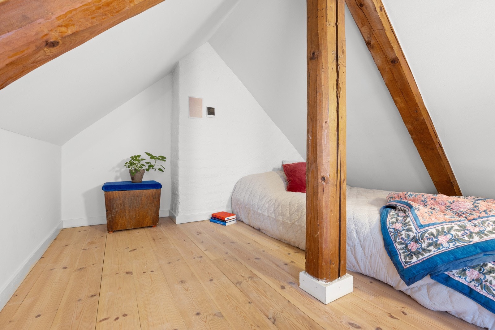 - Praktisk hems med flere bruksmuligheter - Galleribilde