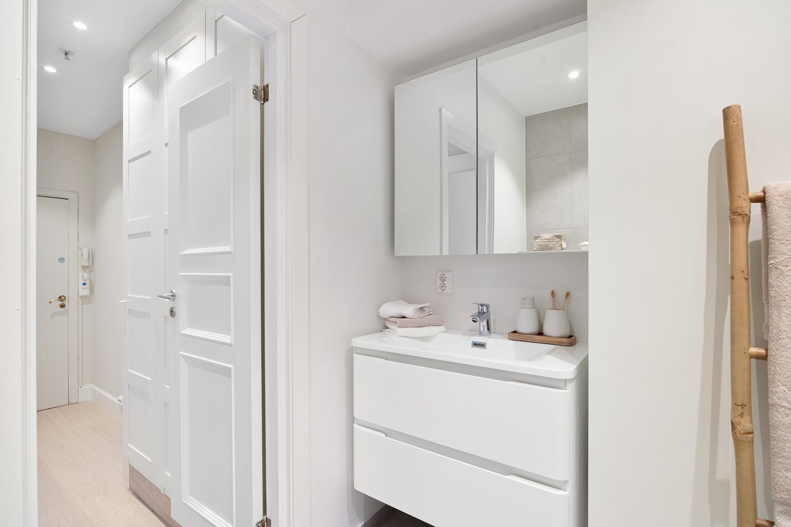 Baderommet opplyses å ha blitt utvidet og bygget opp på ny i 2023. Galleribilde