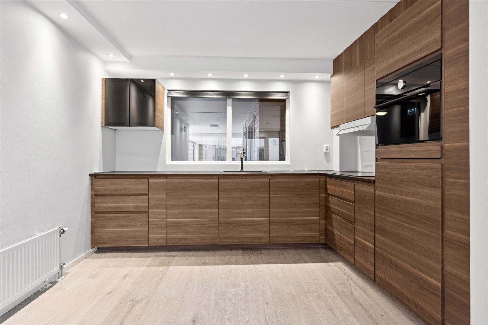 Leiligheten er oppgradert med blant annet nytt kjøkken og bad/wc. Galleribilde