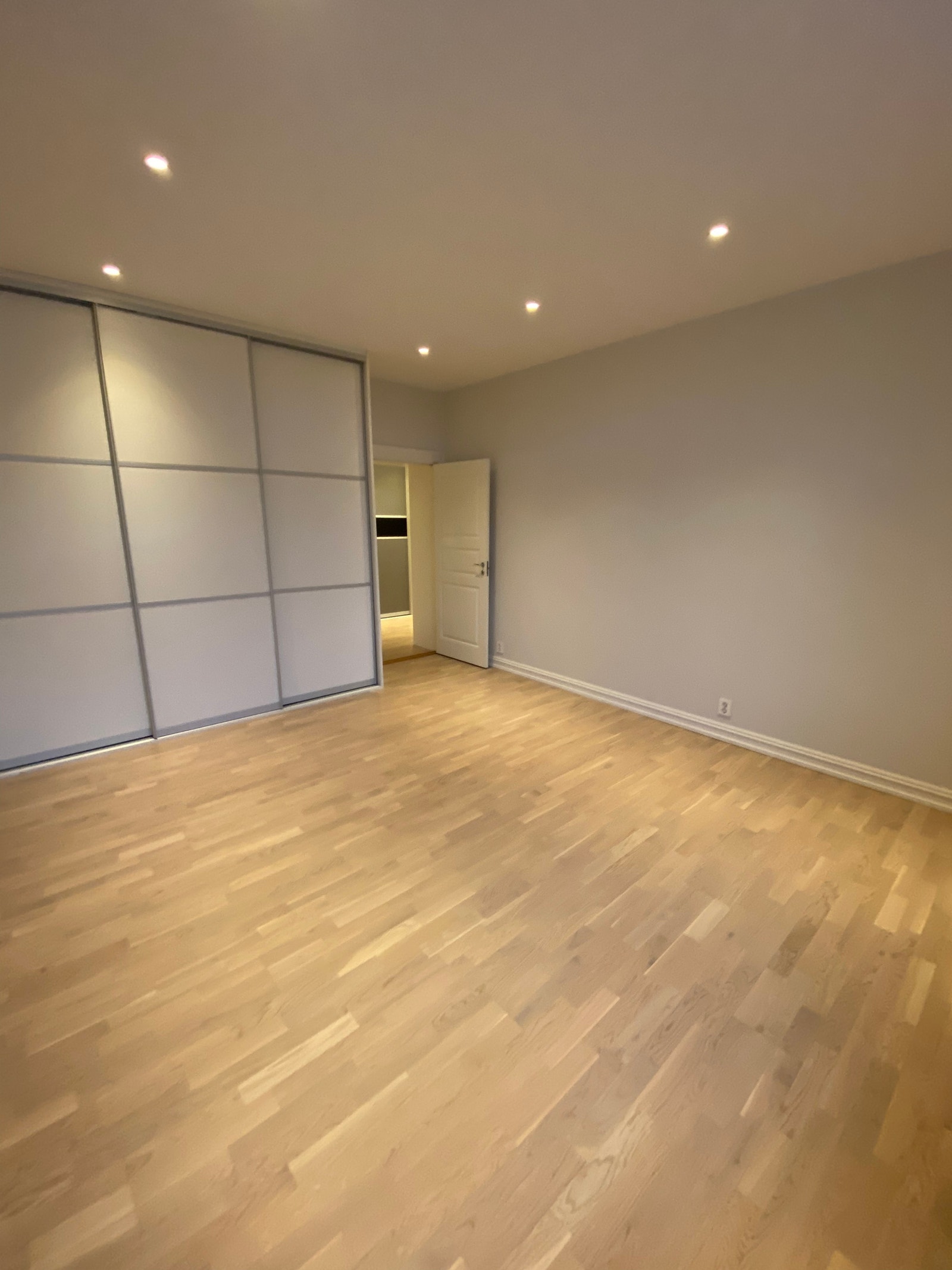 Soverom 1 med innebygd skap Galleribilde