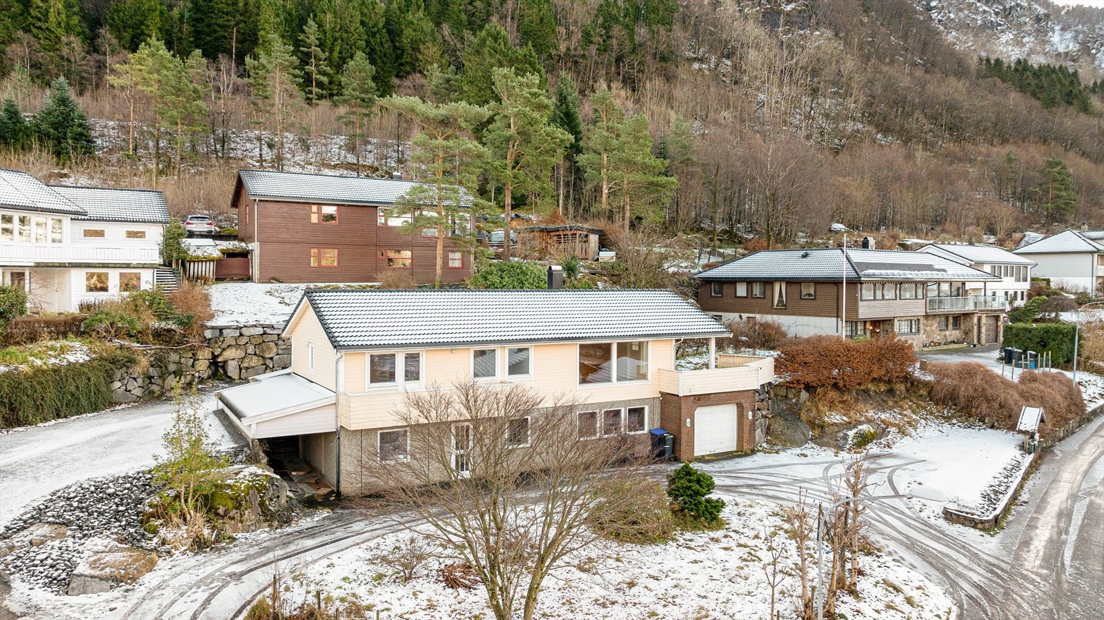 Eiendommen ligger i et veletablert og barnevennlig nabolag Galleribilde