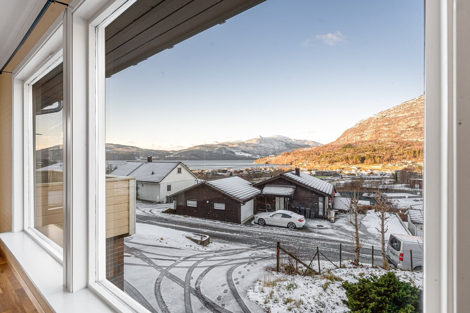 Utsikt fra stue Galleribilde