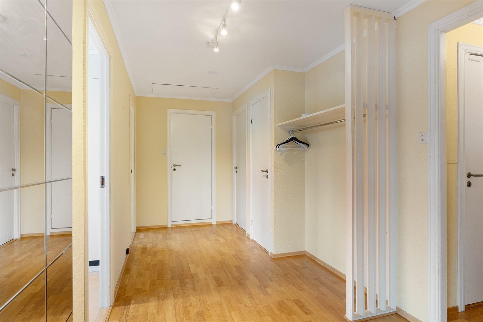 Entré - Velkommen inn! Galleribilde