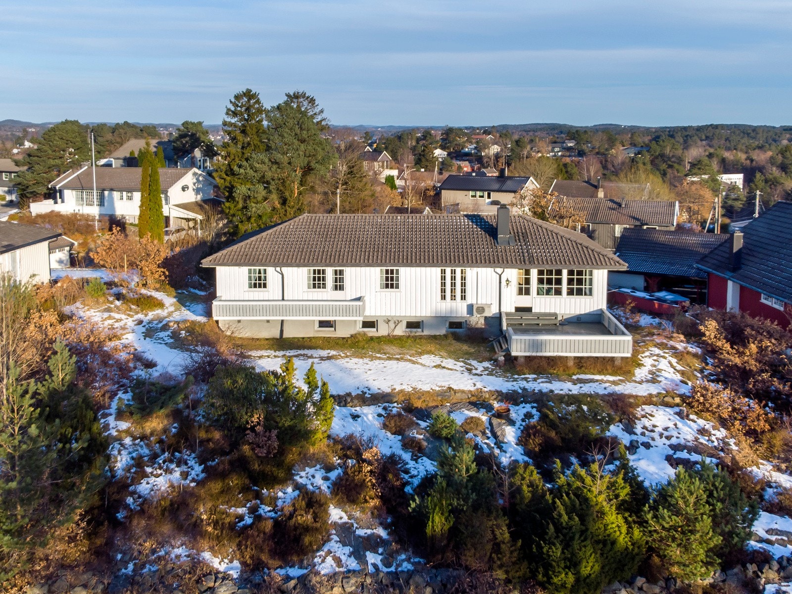 Eiendommen er presentert av Jan Terje Øygarden, Eiendomsmegler MNEF - Meglerhuset & Partners AS Galleribilde