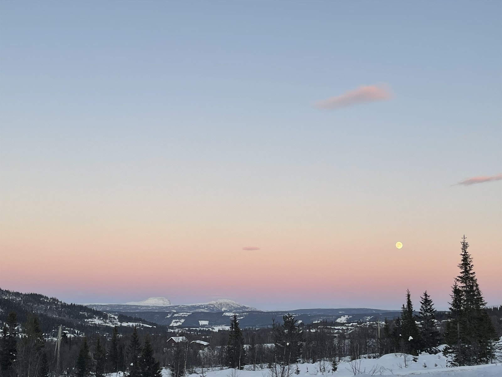 Velkommen til Vasetlia grendehytter 4, en eiendom presentert av EiendomsMegler 1 Fjellmegleren! Selgers eget foto. Galleribilde