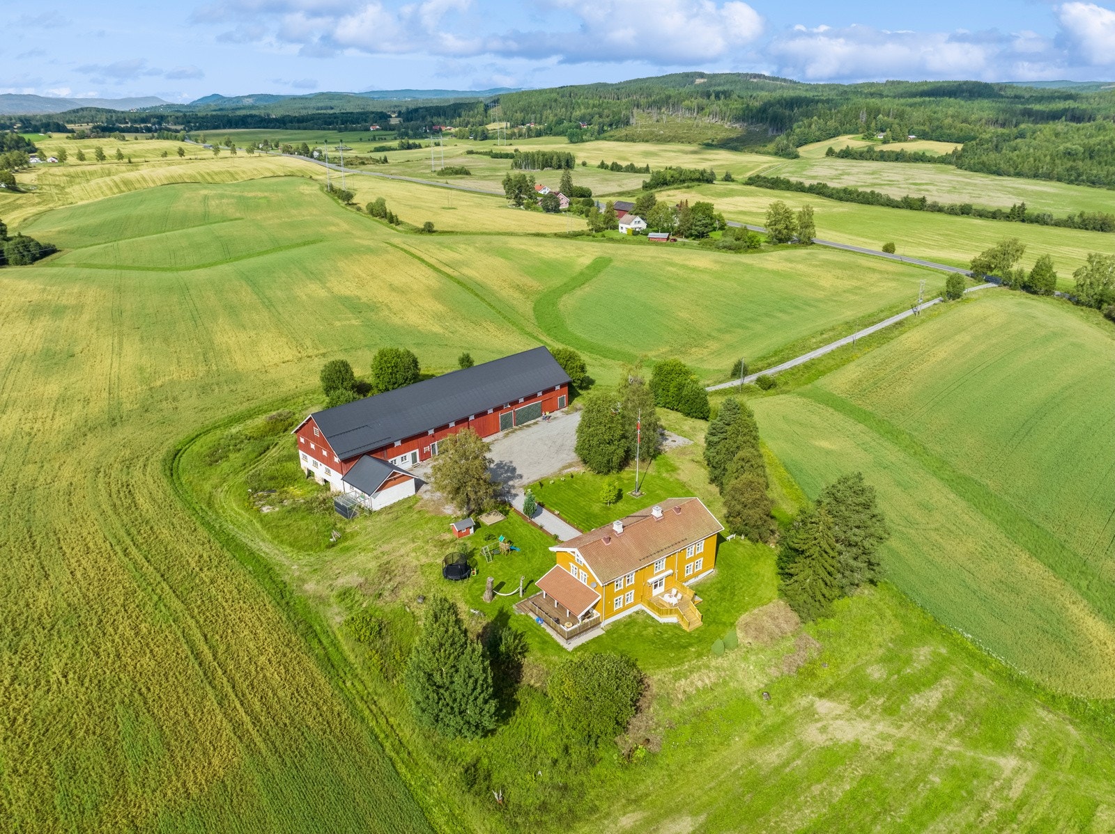 Li gård Galleribilde