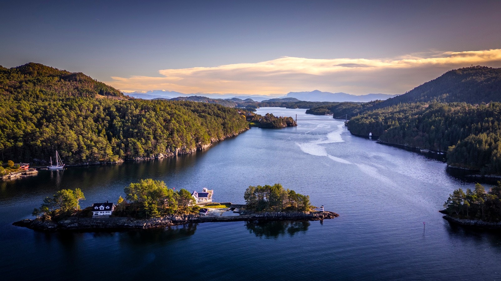 - En perle av en fritidseiendom i Vestlandets flotteste skjærgård - Galleribilde