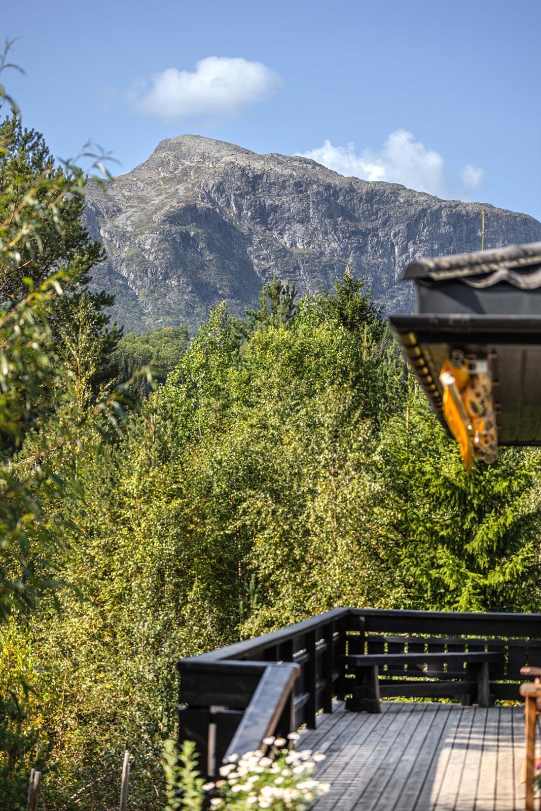 Det er flott utsikt til Hemsedals mektige fjellpanorama. Galleribilde