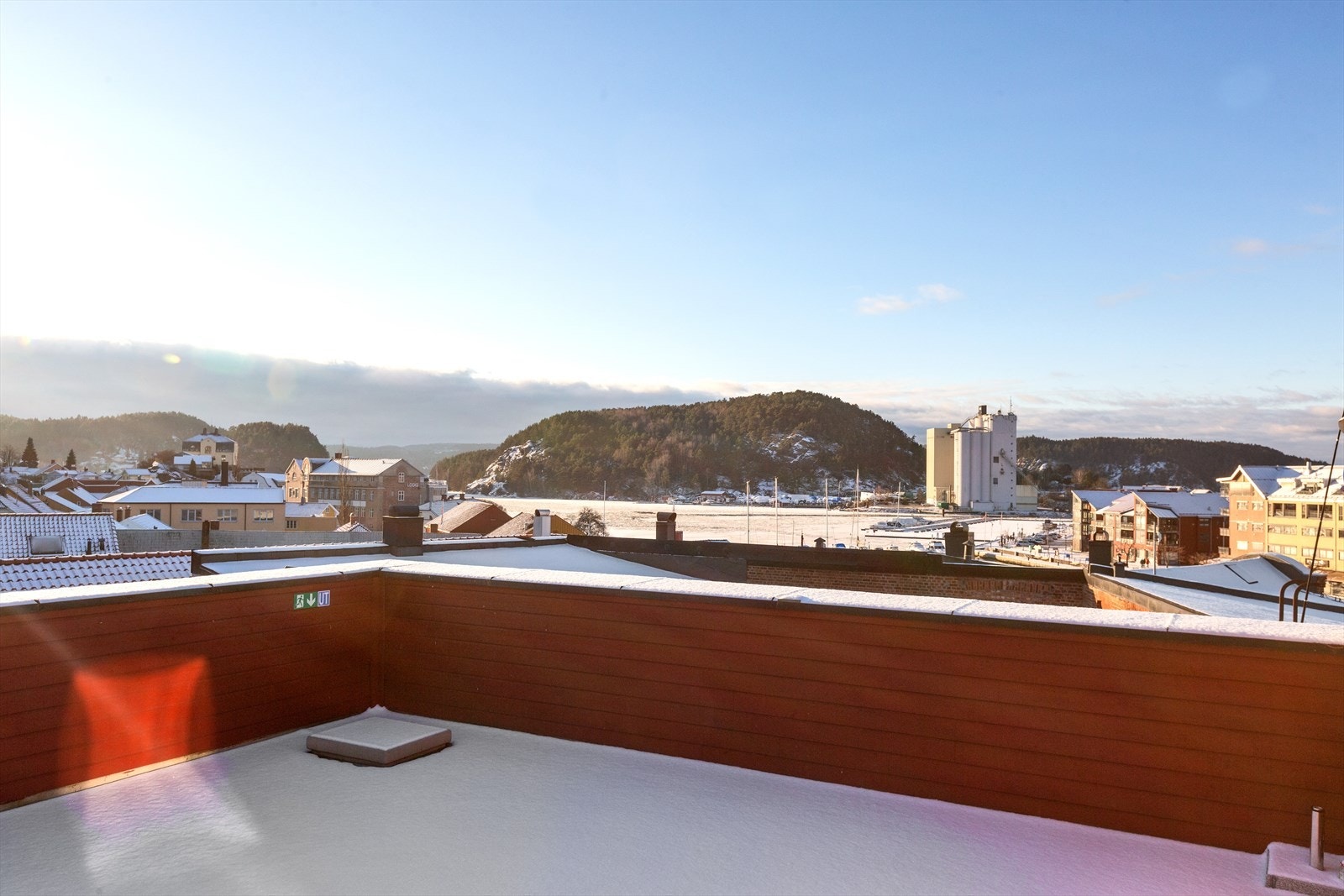 Felles takterrasse med gode solforhold og utsikt Galleribilde