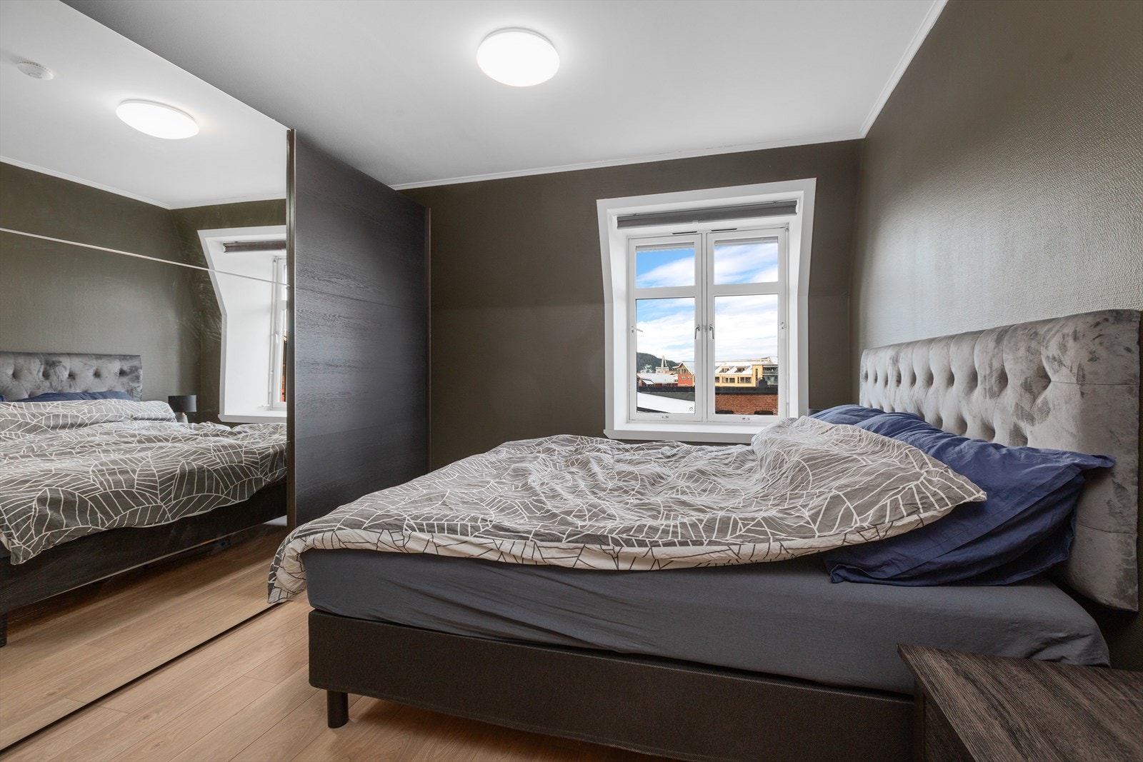 Leiligheten har ett soverom Galleribilde