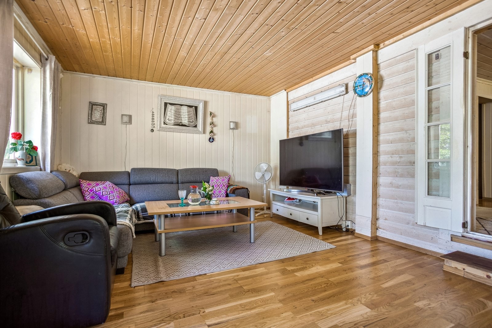 Koselig stue i nyere del Galleribilde