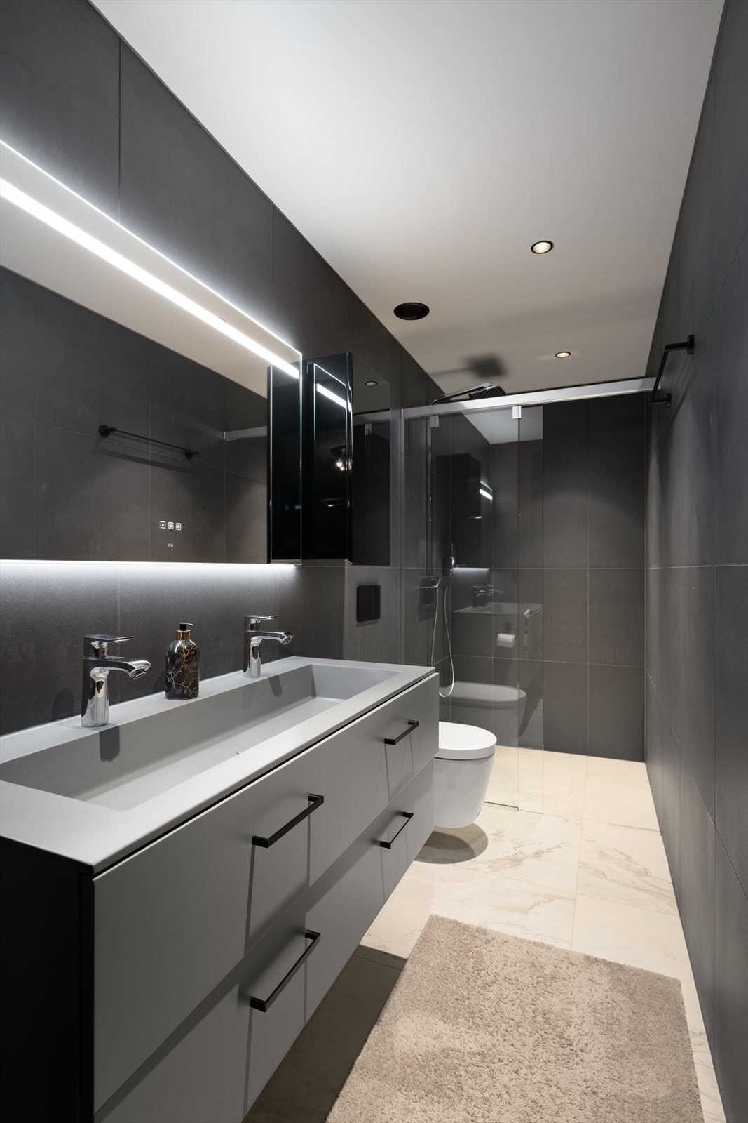 Bad 2 - u. etg. Galleribilde