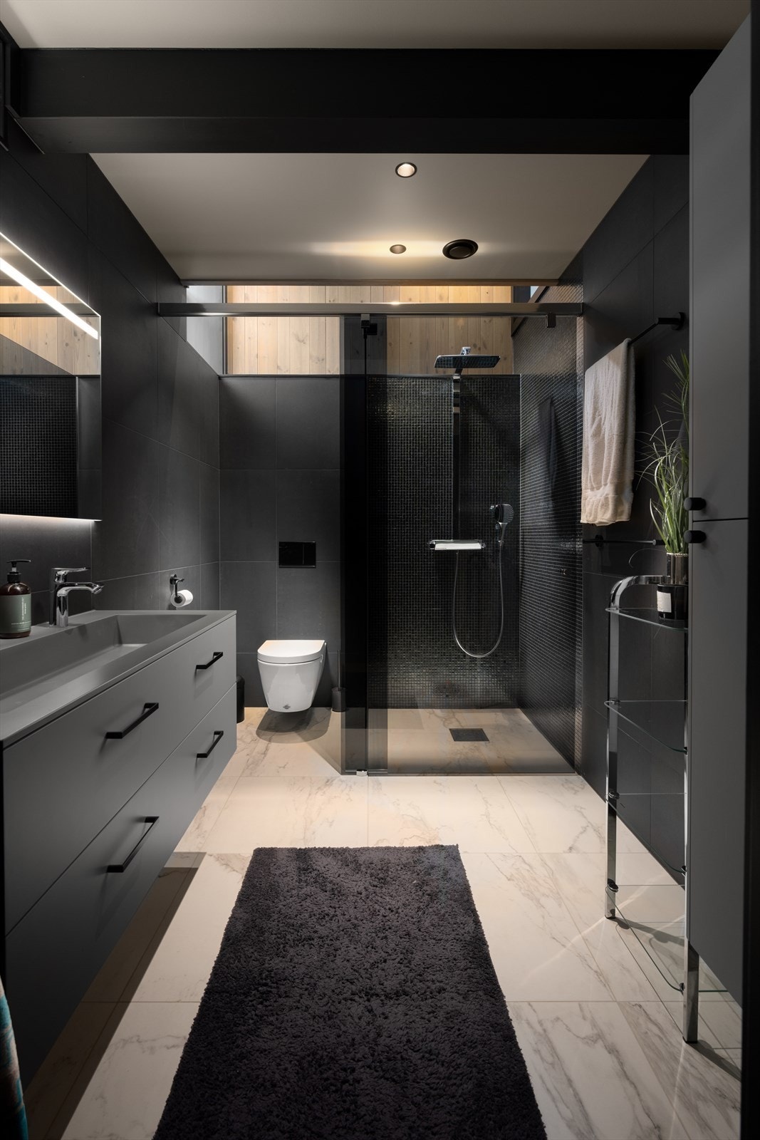 Bad i tilknytning til hovedsoverom - 1. etg. Galleribilde