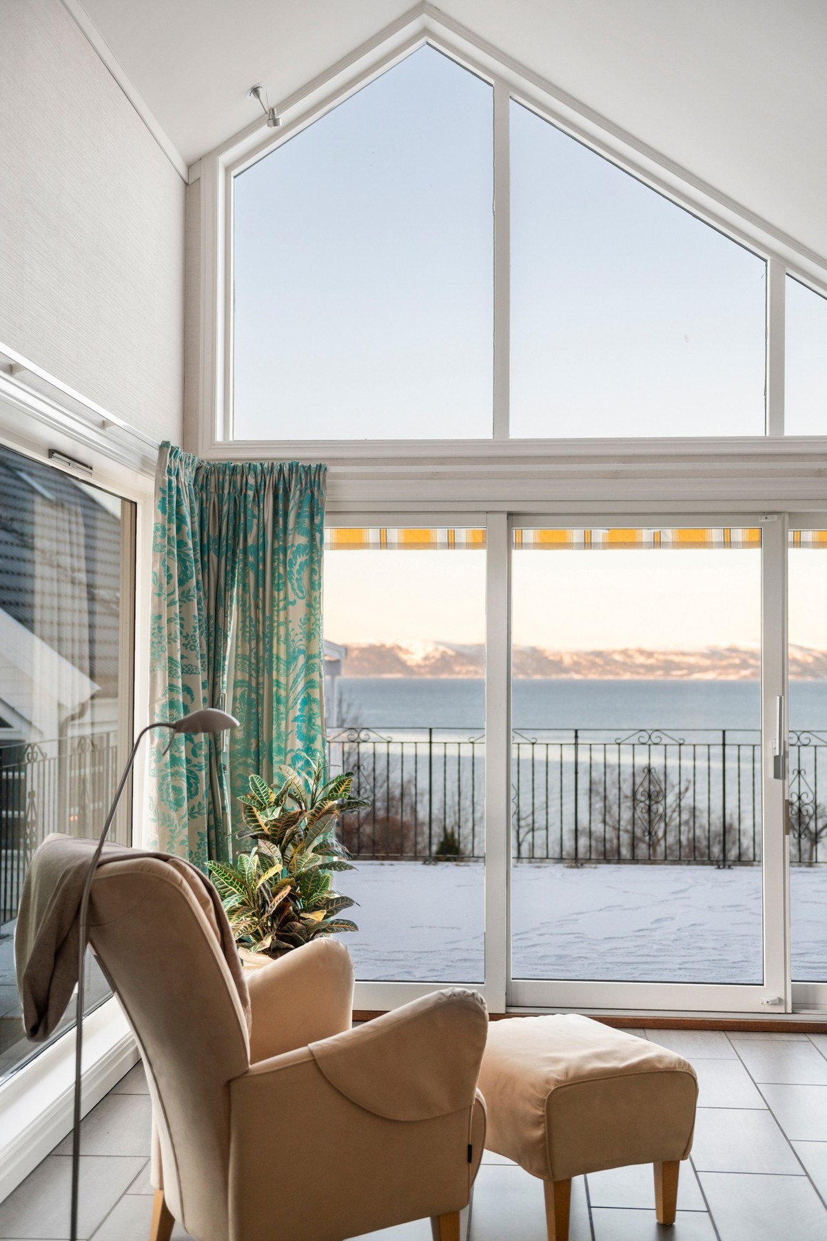 Nydelig utsikt fra stuen! Galleribilde