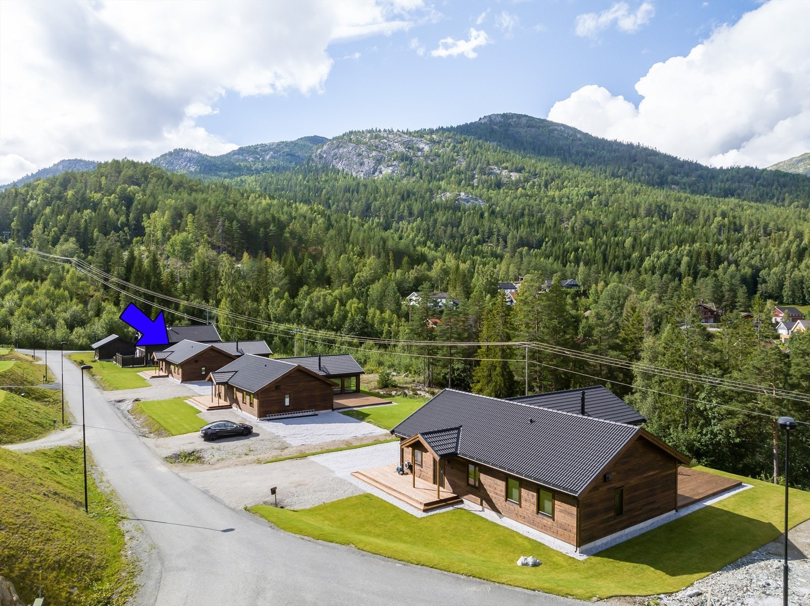 Eiendommen ligger fint til i det nyere etablerte boligfeltet. Galleribilde