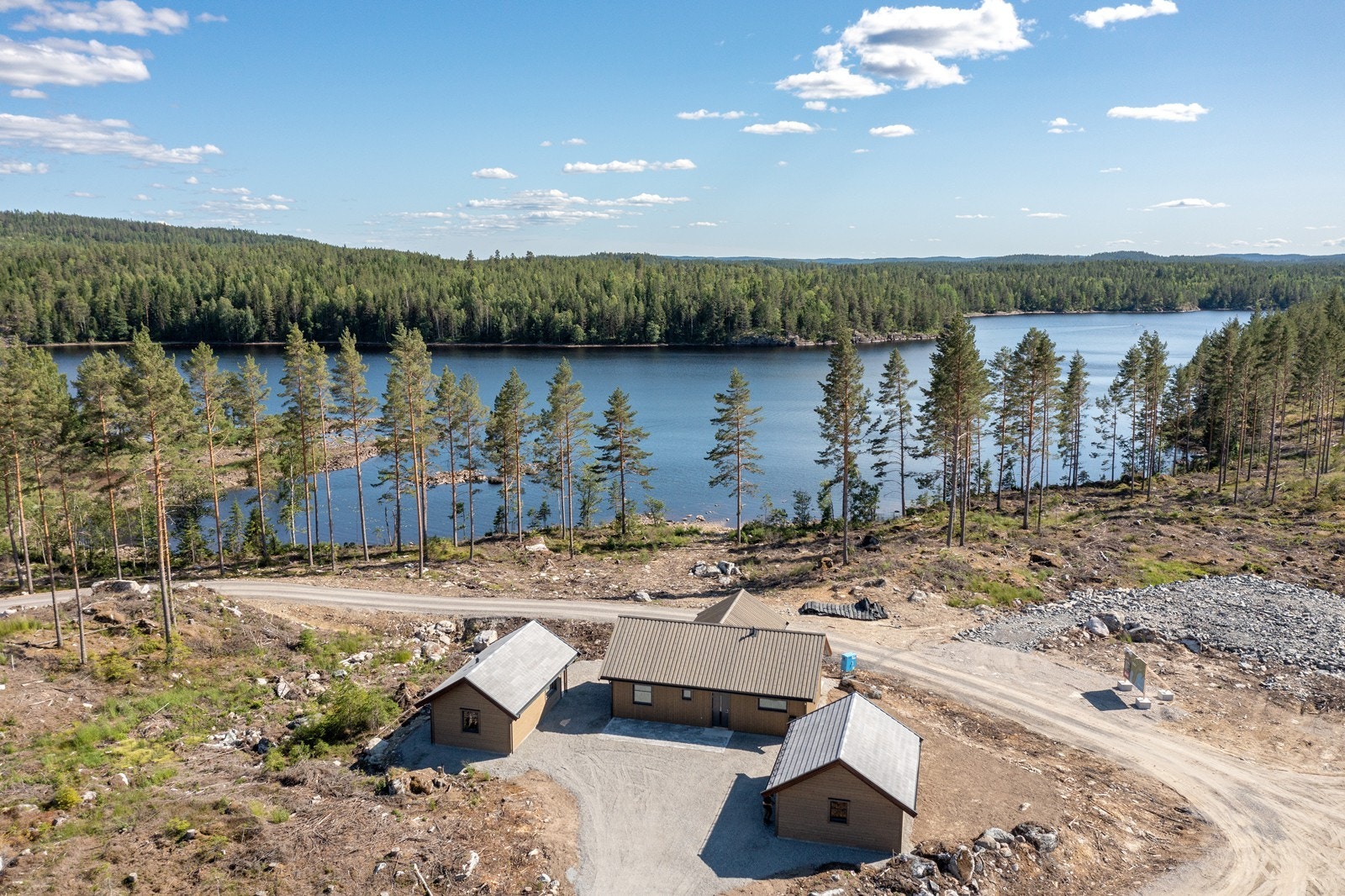 Aktiv Eiendom har gleden av å presentere Vestmarkaveien 1564. Galleribilde