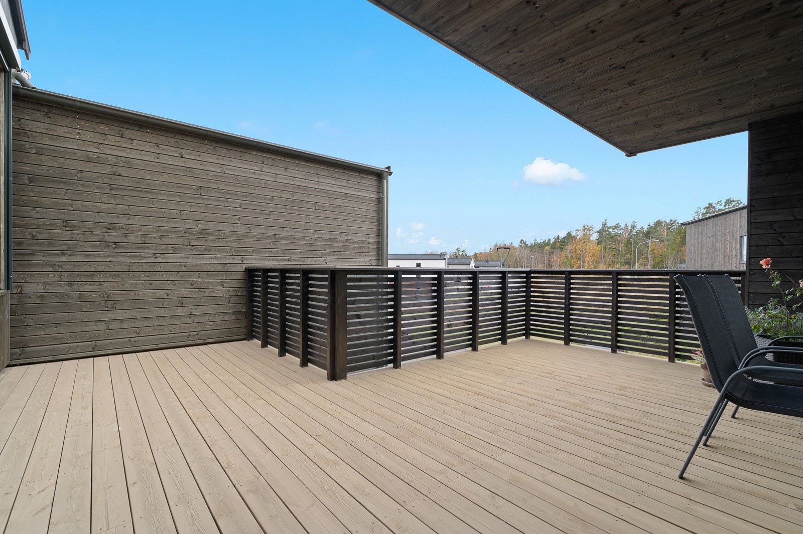 God plass til å invitere venner og familie over på hyggelige grillkvelder sommerstid. Galleribilde