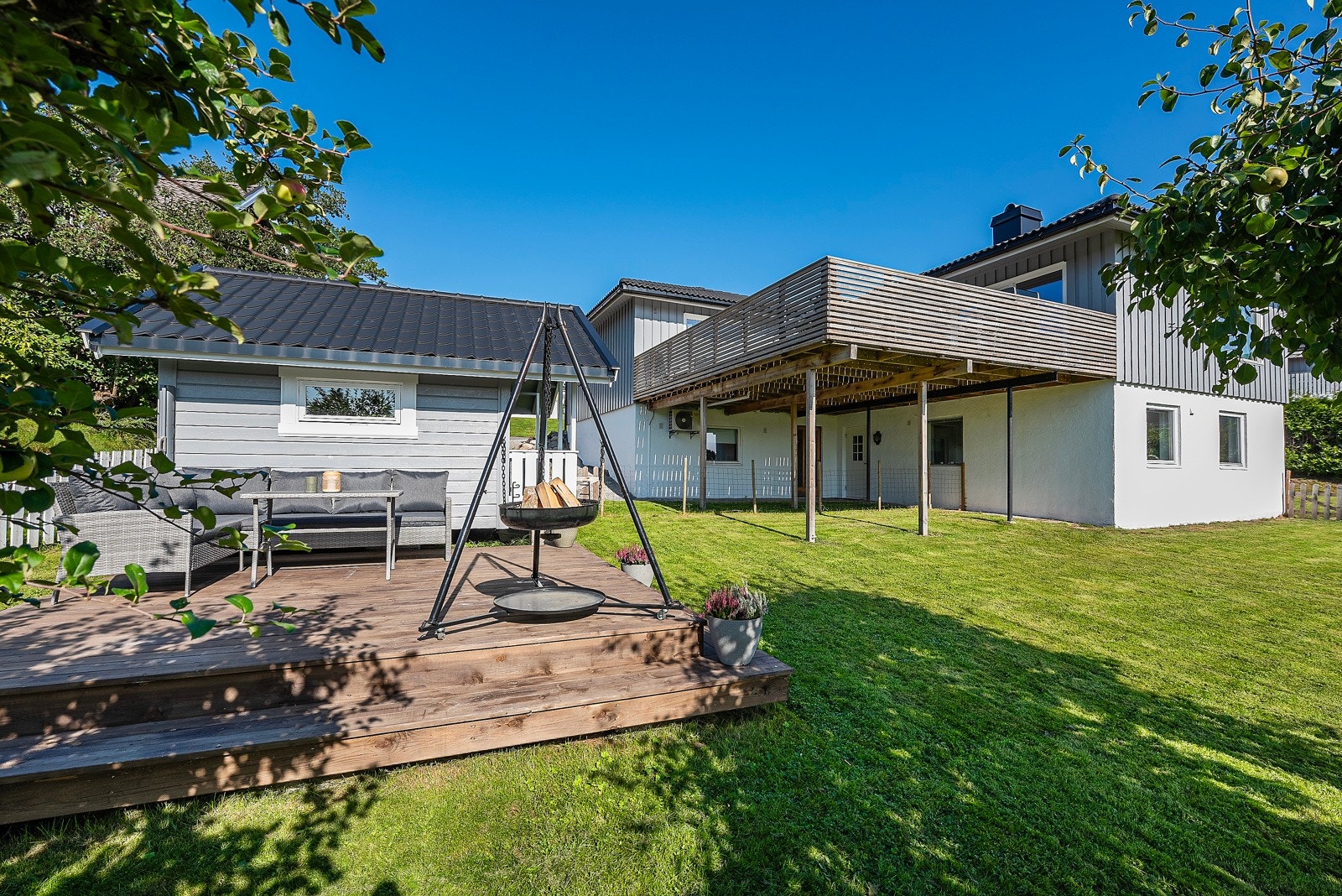 Nydelig hage Galleribilde