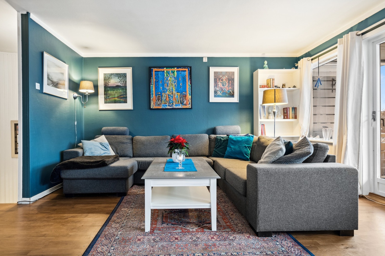 Pen 3-roms på hele 105 m². Galleribilde