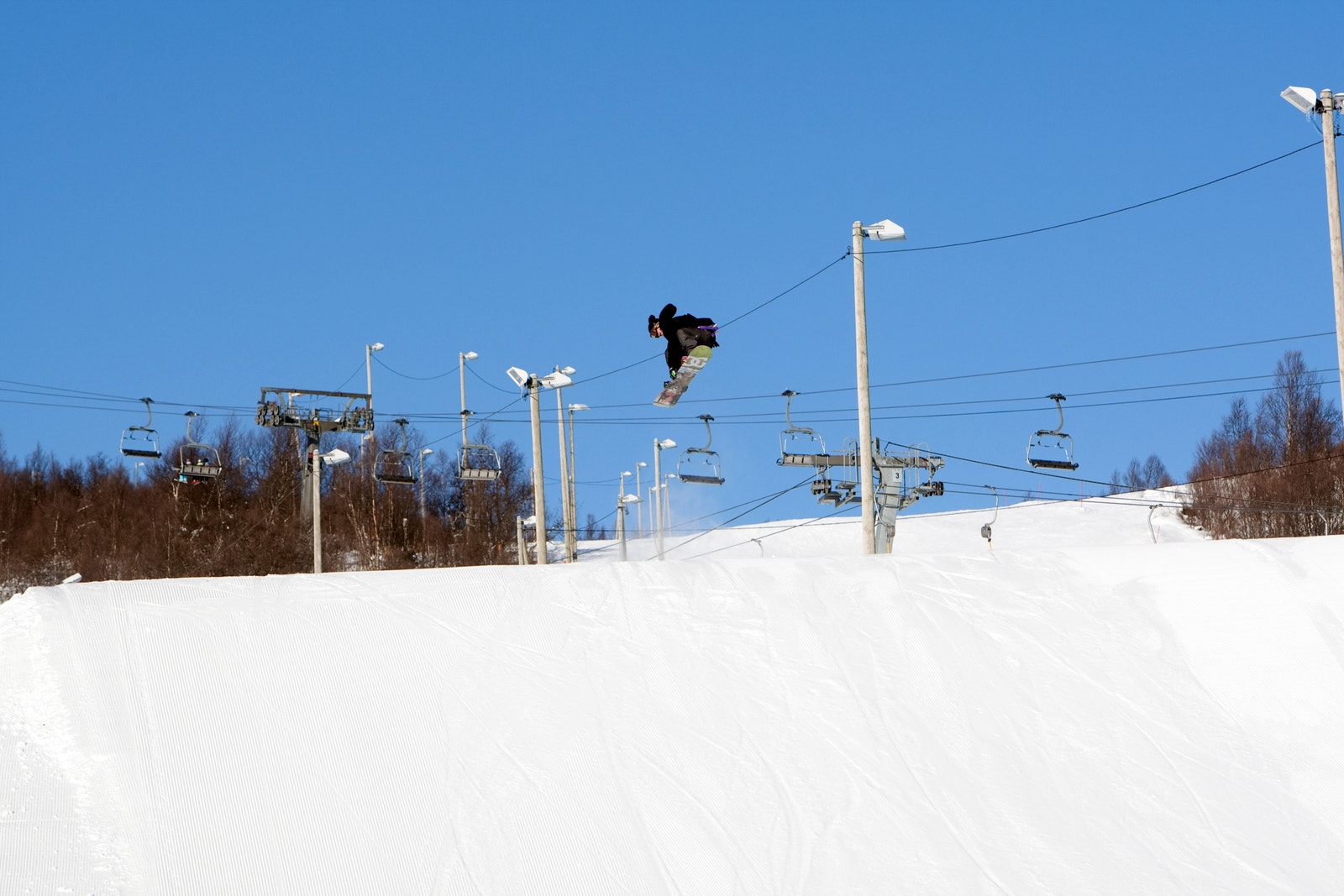 Hovden alpinsenter ligger øverst i Setesdal og er blant Norges største og mest snøsikre alpinanlegg. Galleribilde