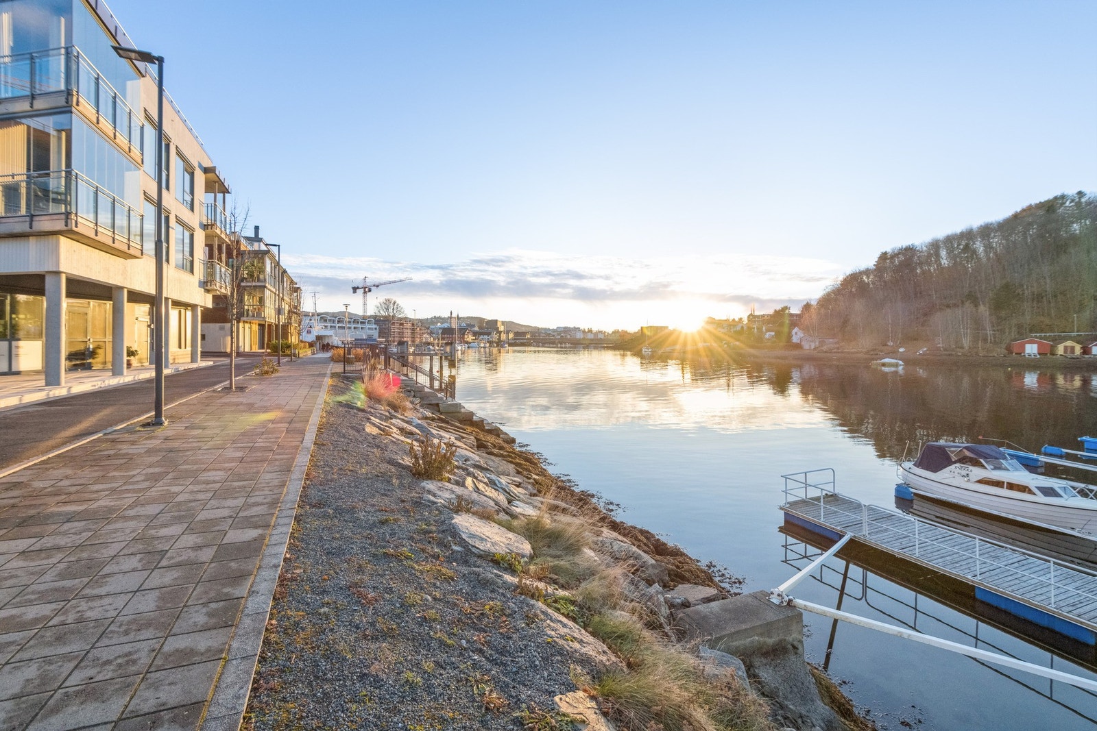 I nærområdet har man flere fine turstier omringet av flott natur. Galleribilde