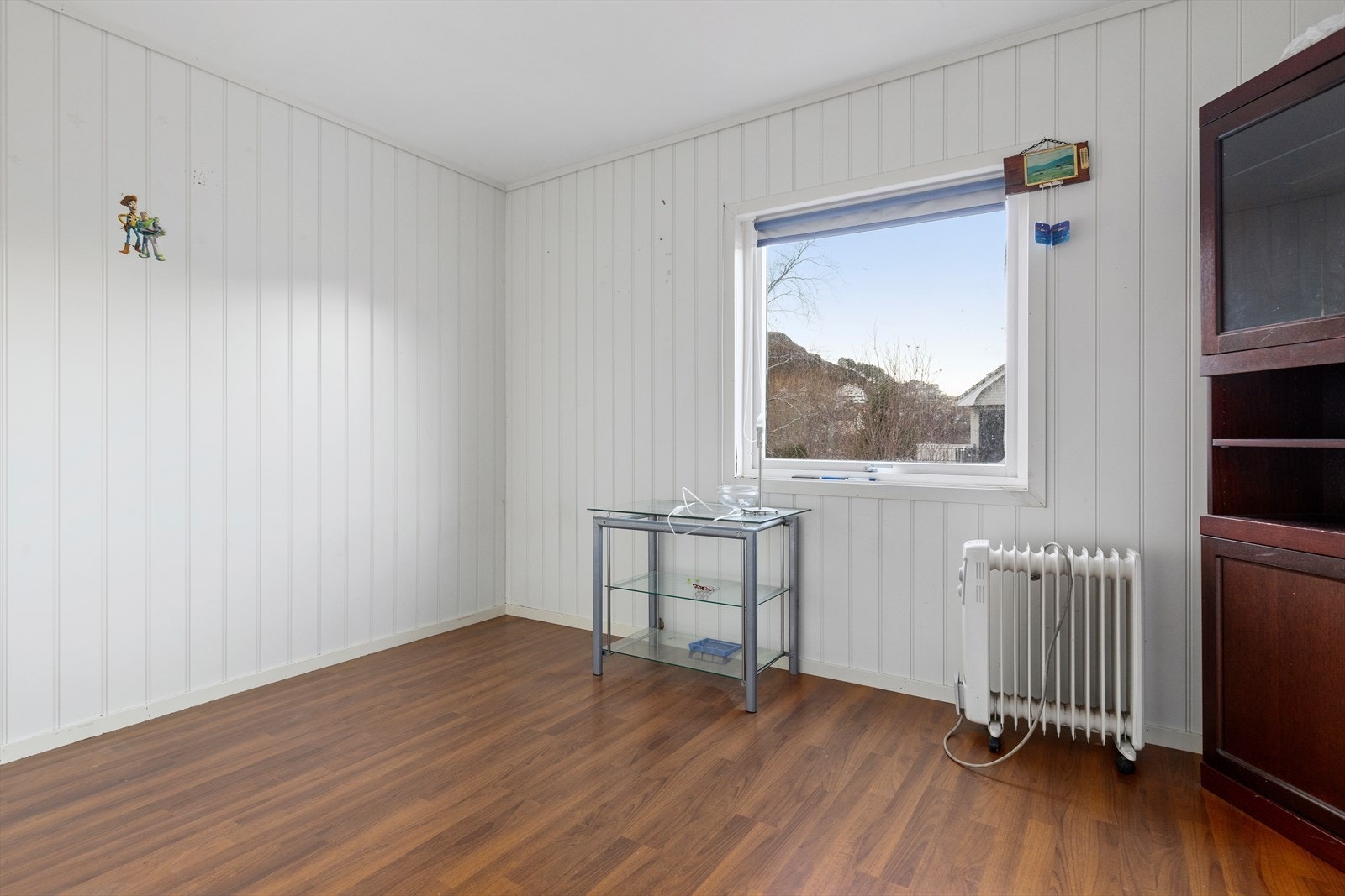 Soverom nr. 1 av to i etasjen Galleribilde