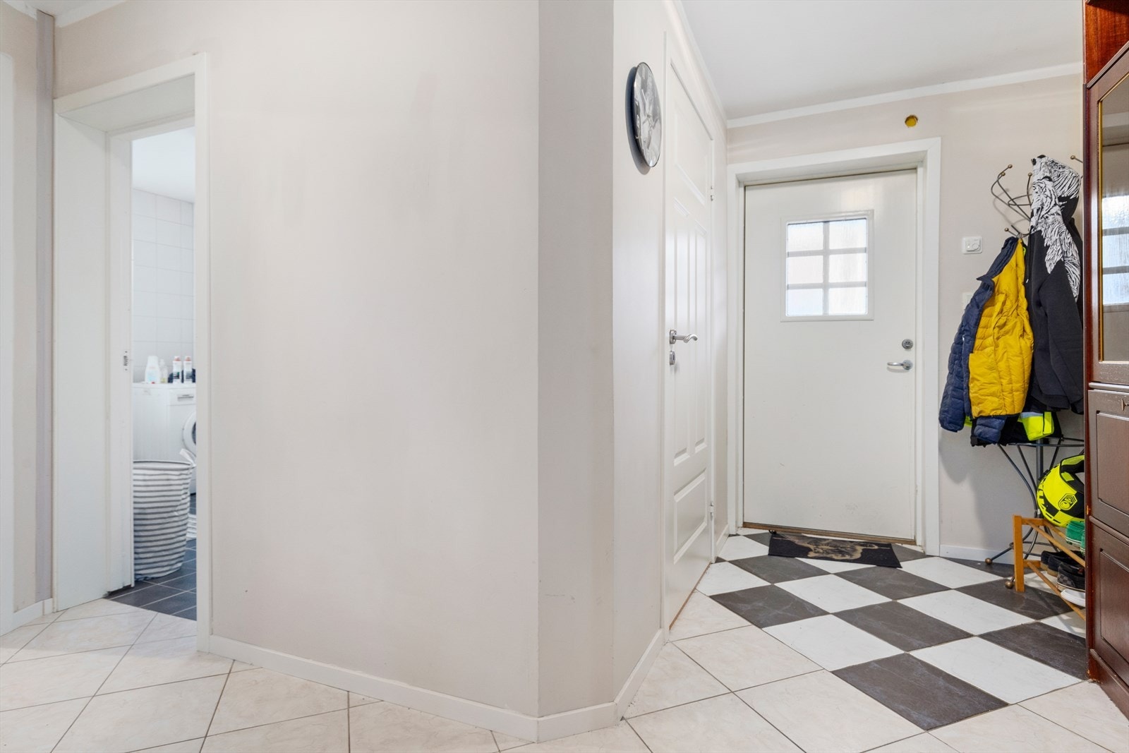 Første etasje er egen boenhet Galleribilde